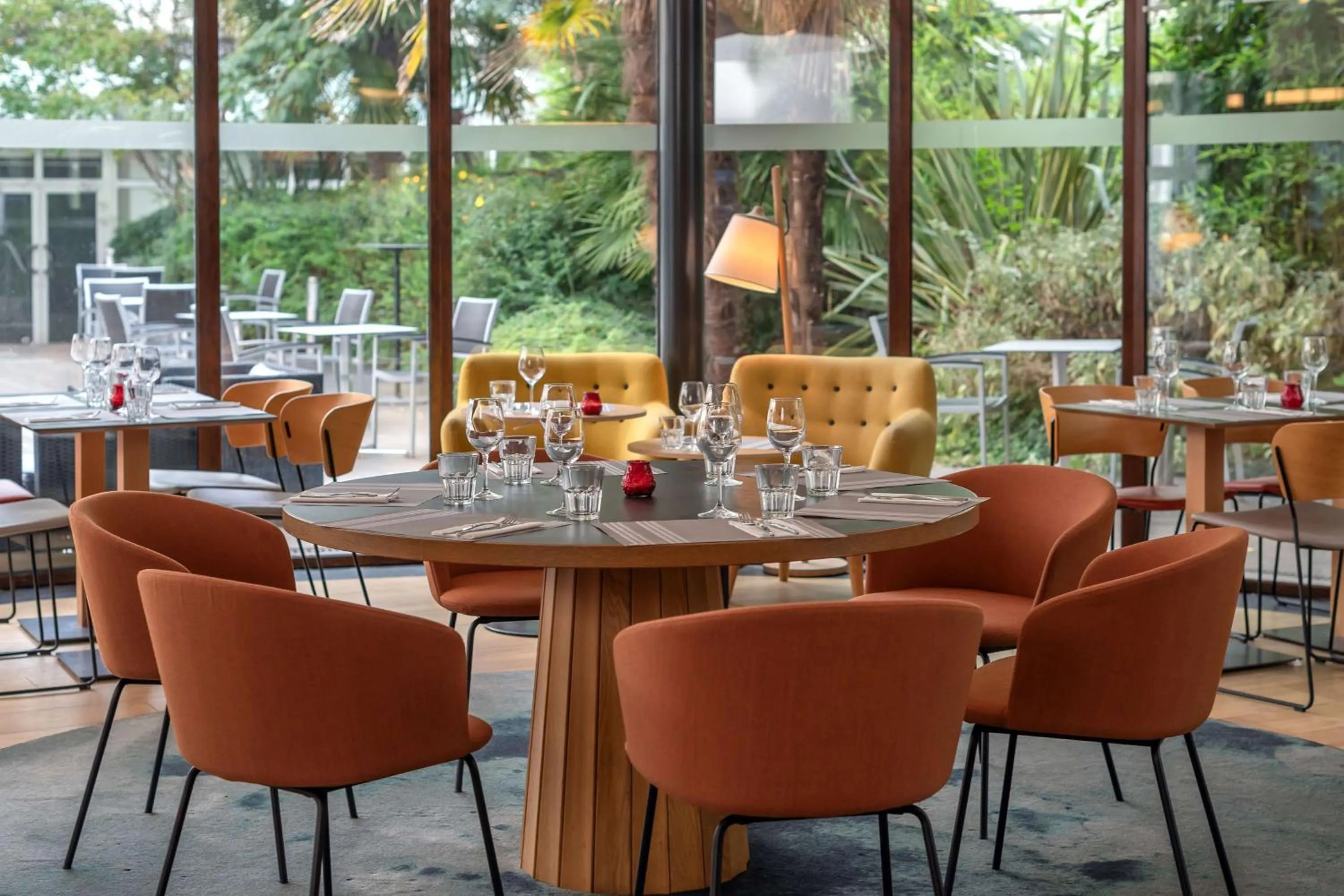 Restaurant/places to eat in DoubleTree by Hilton Paris Bougival