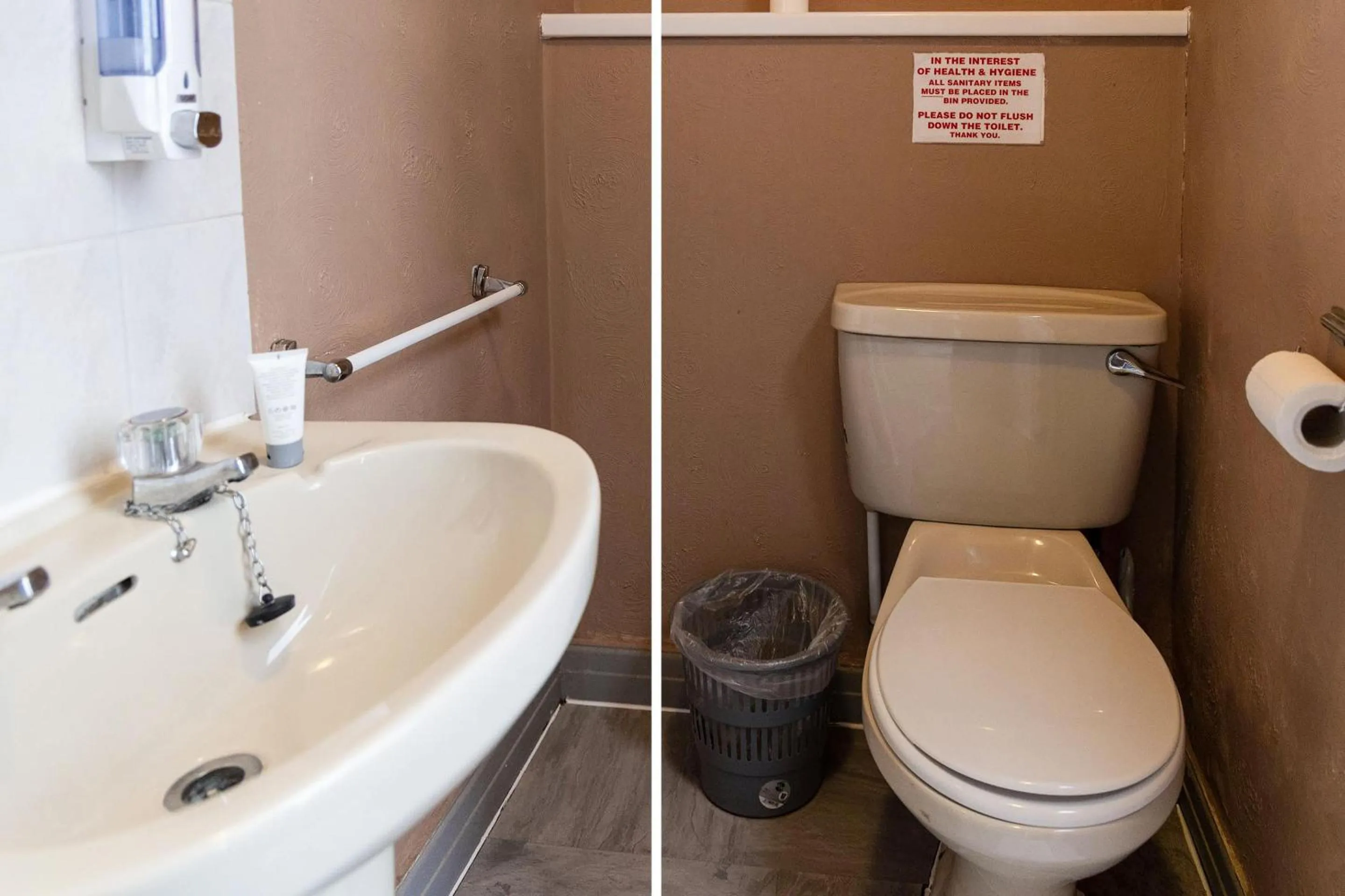 Bathroom in Harlands Hotel