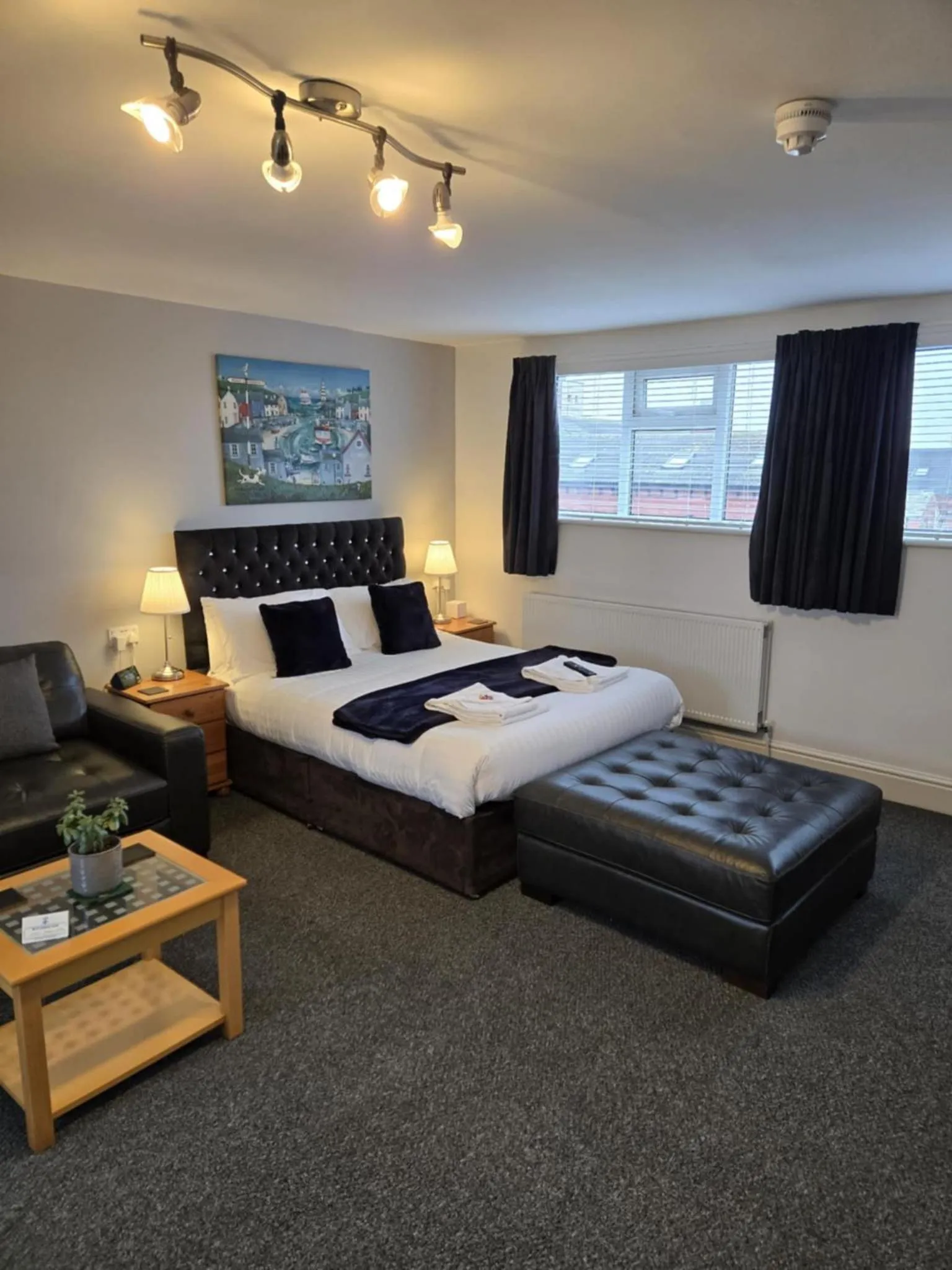 Bedroom, Bed in Q Accommodation