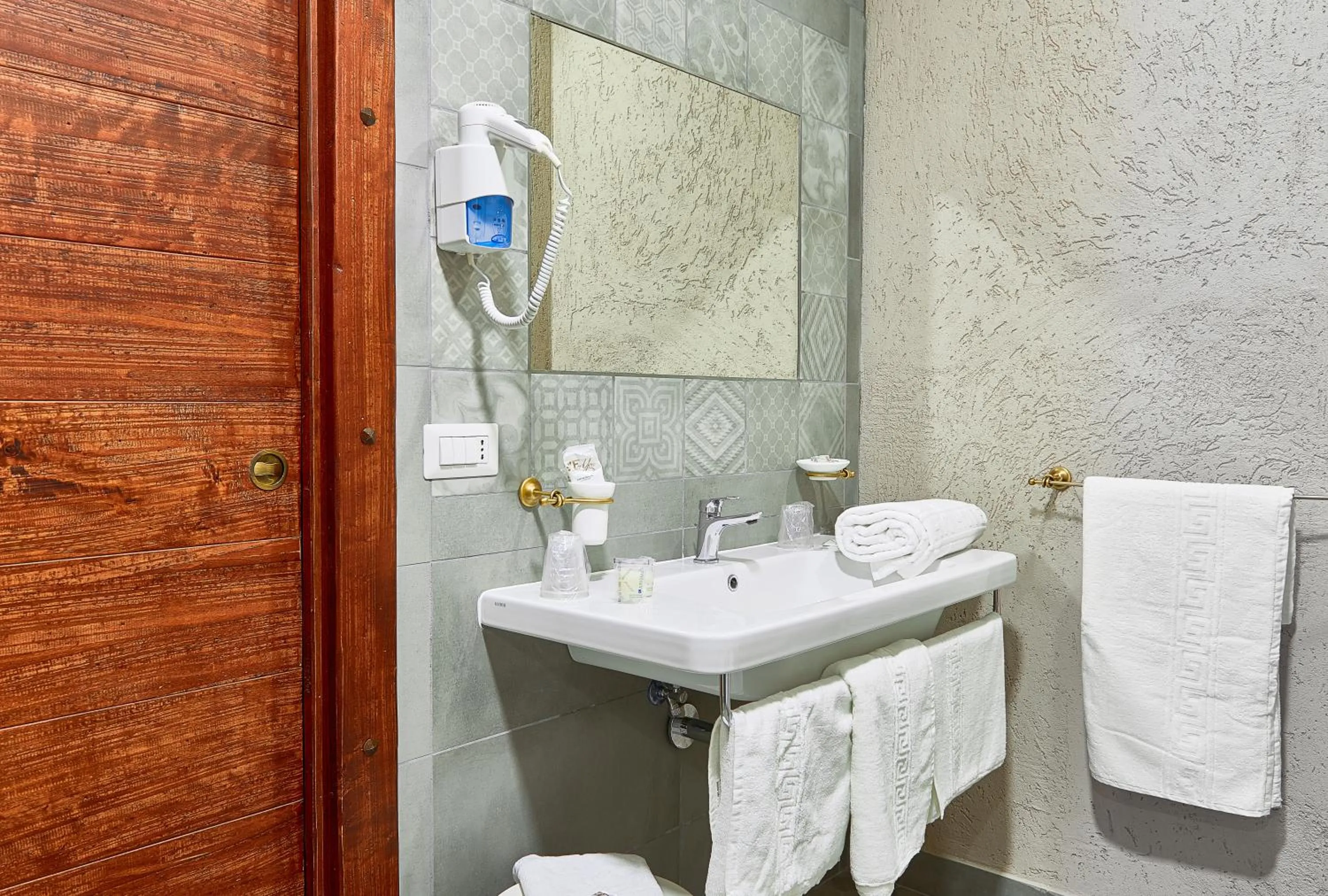 Bathroom in Hotel del Sole