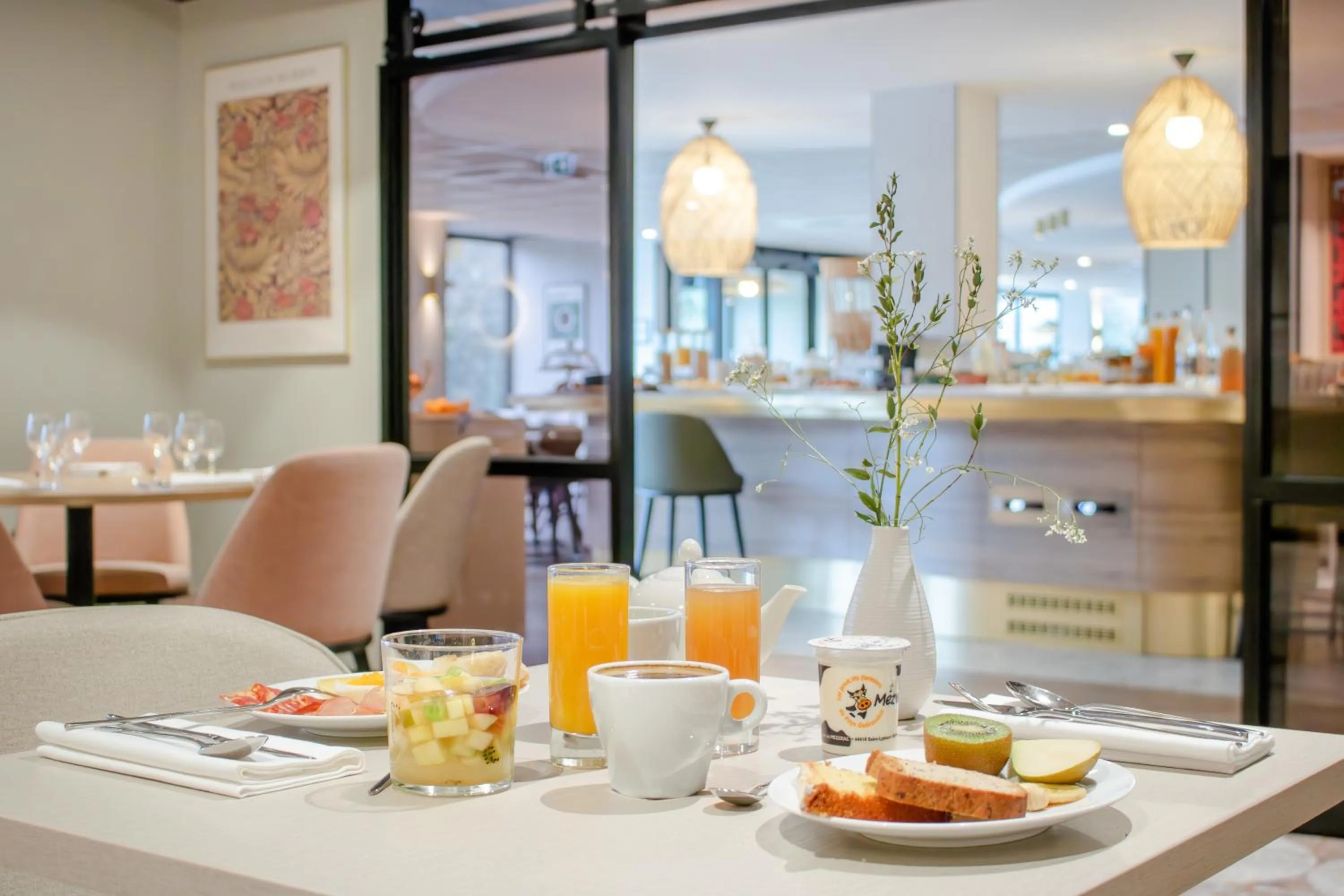 Continental breakfast in Brit Hotel Nantes La Beaujoire Parc Expo