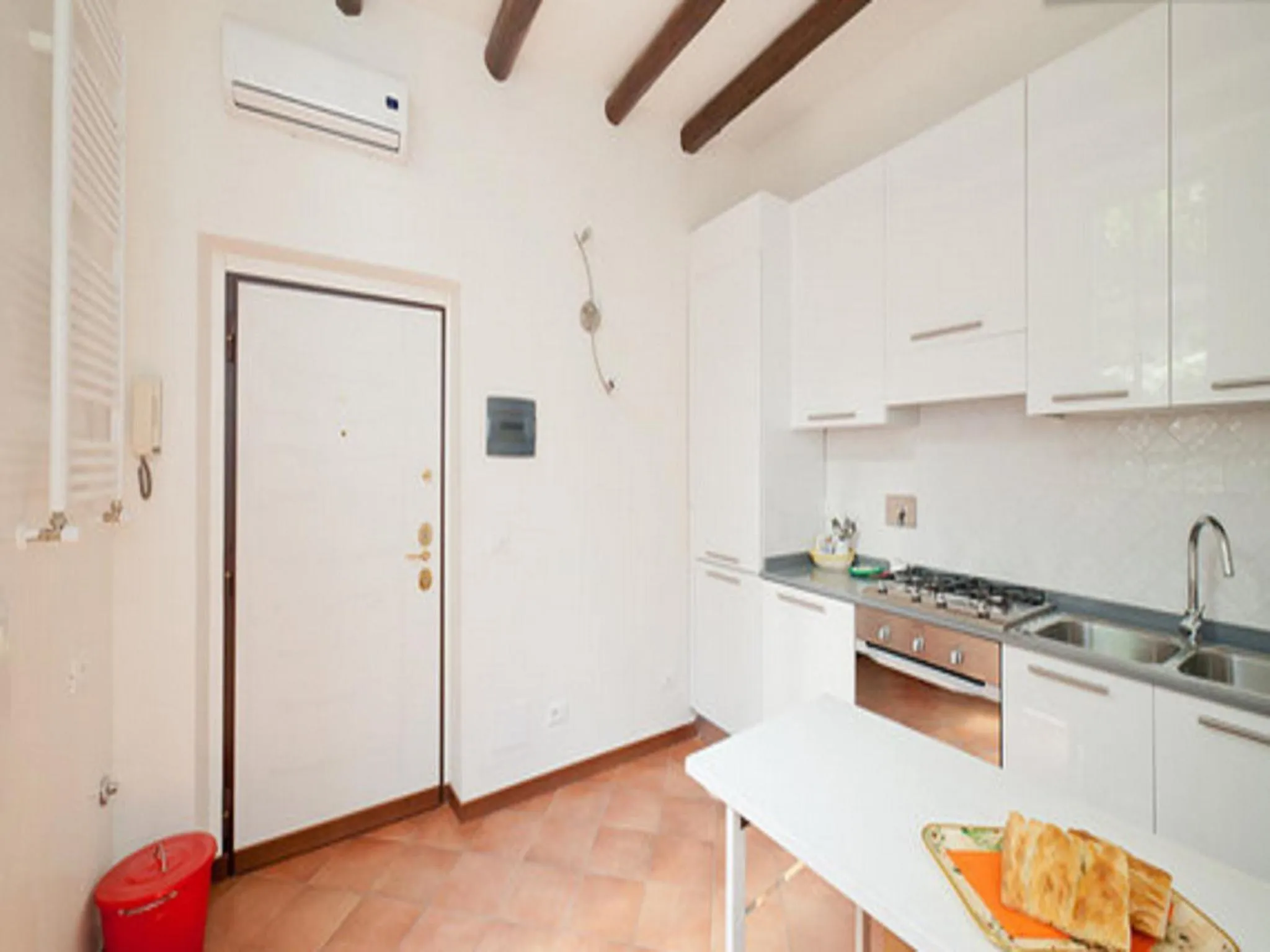 Kitchen or kitchenette in Signor Suite Colosseo