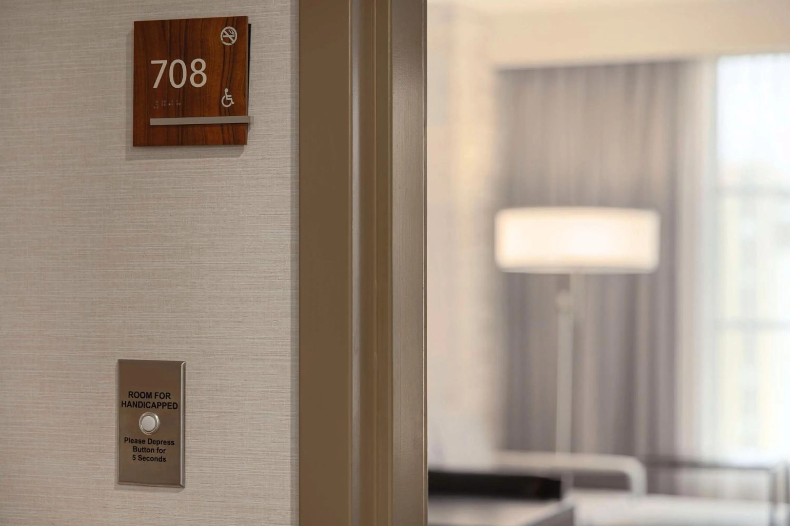 Bedroom in Embassy Suites Chattanooga Hamilton Place