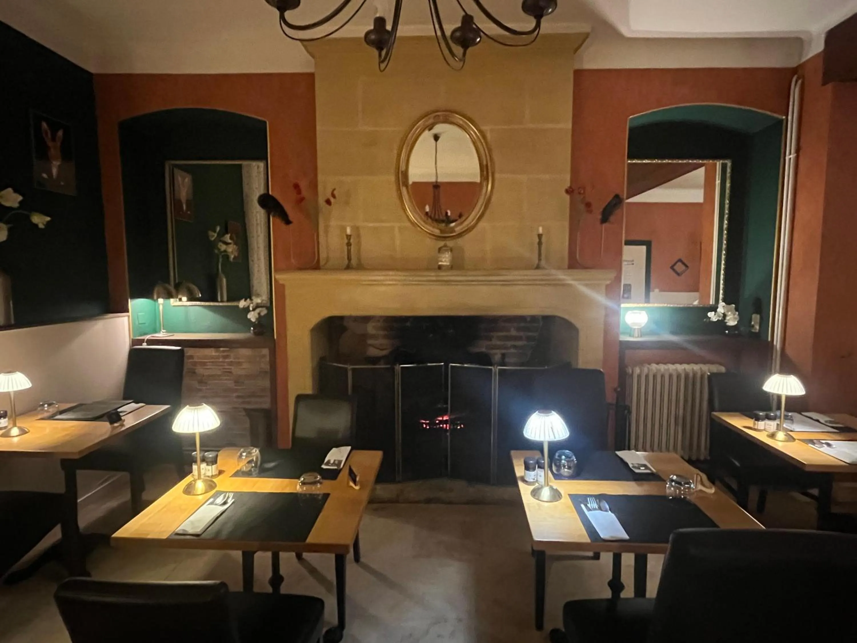 Logis Hôtel Le Cygne