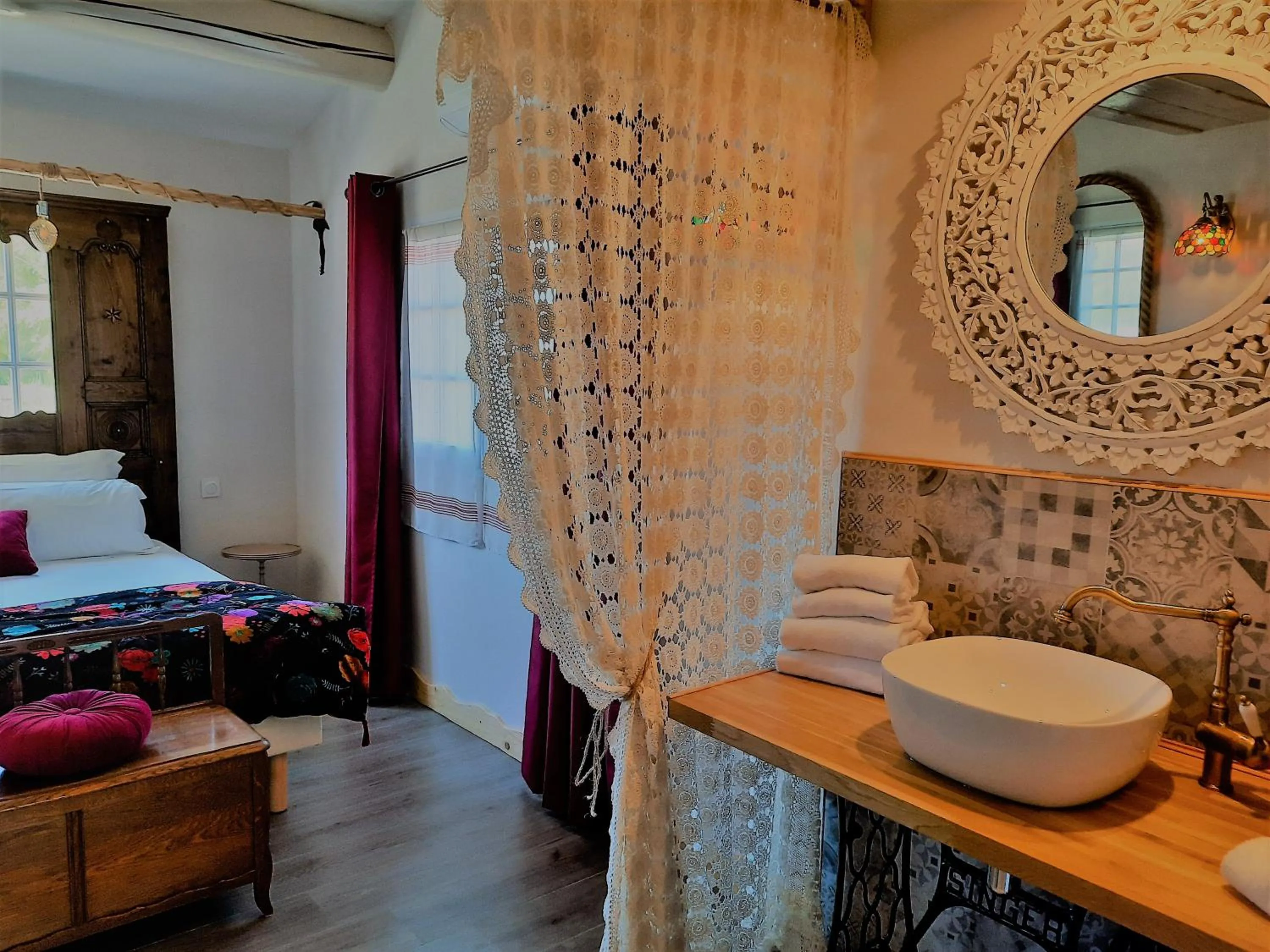 Bedroom, Bed in Mas Fandelou