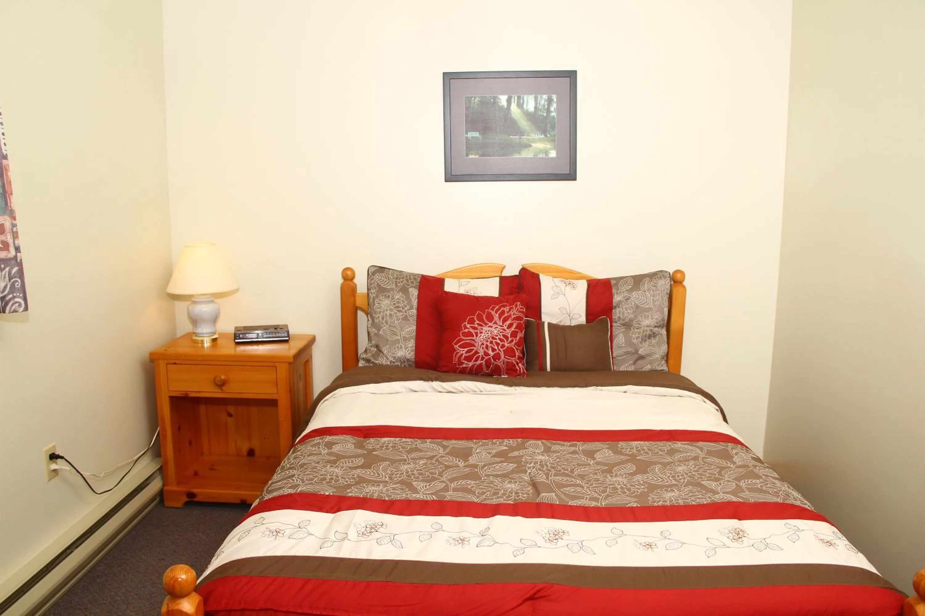 Bed in By the Bay Cottages