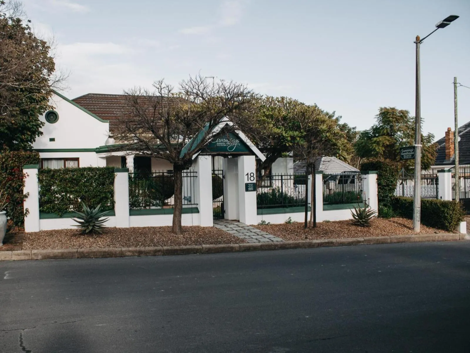 Business facilities in Cummings Guesthouse