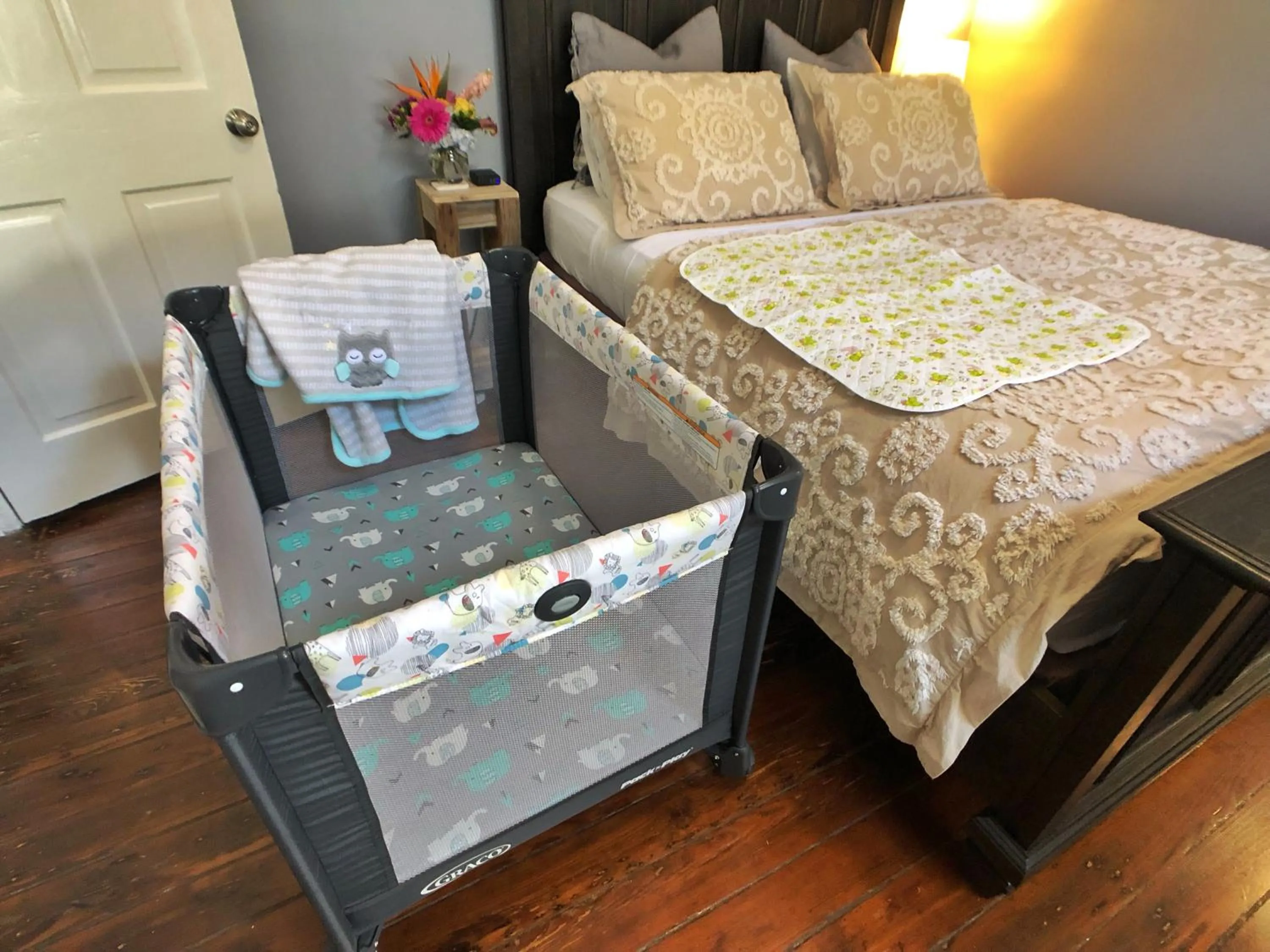 Bed in Luxury Historic Shotgun Home in Lower Garden District