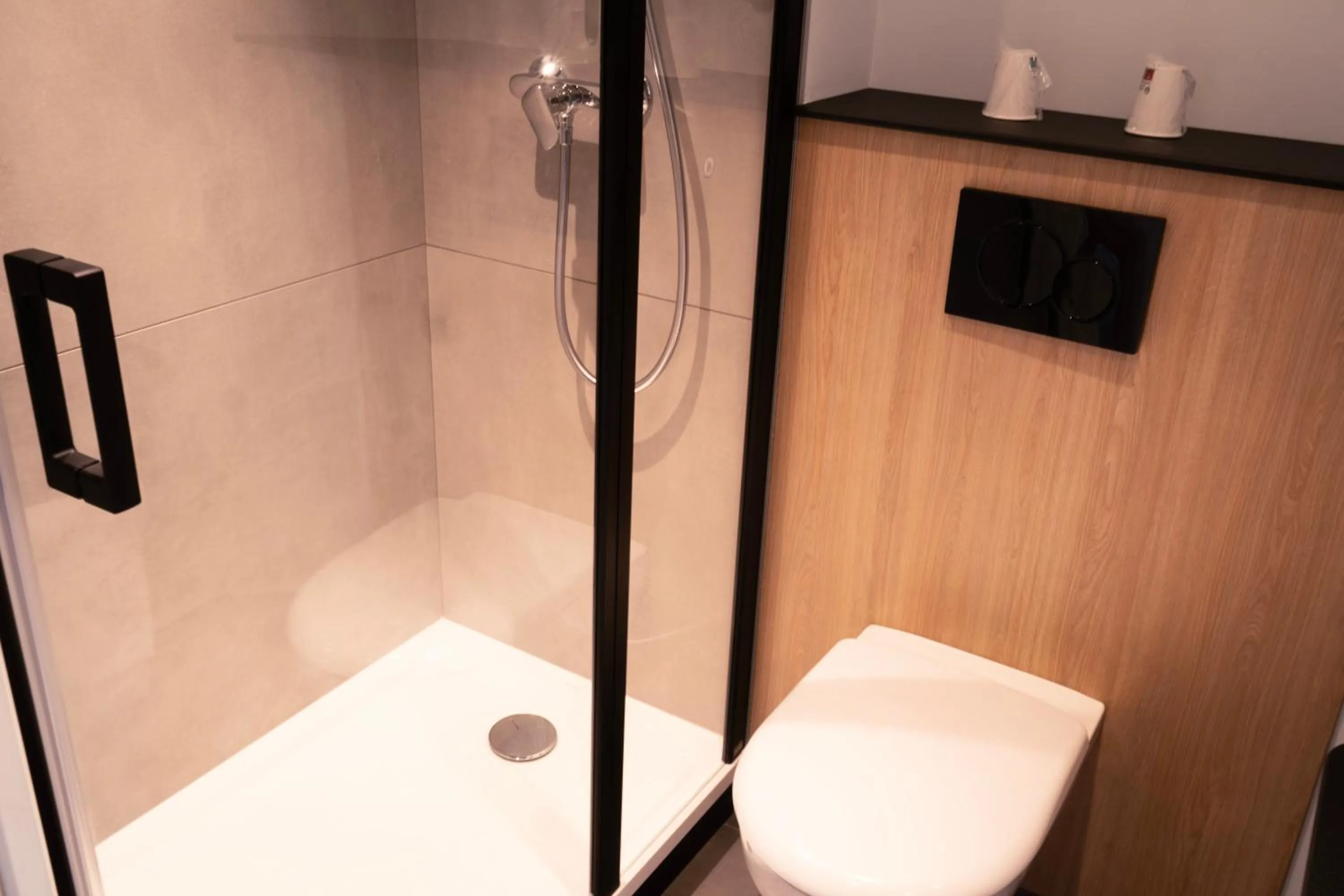 Bathroom in Première Classe Paris-Ouest Gennevilliers