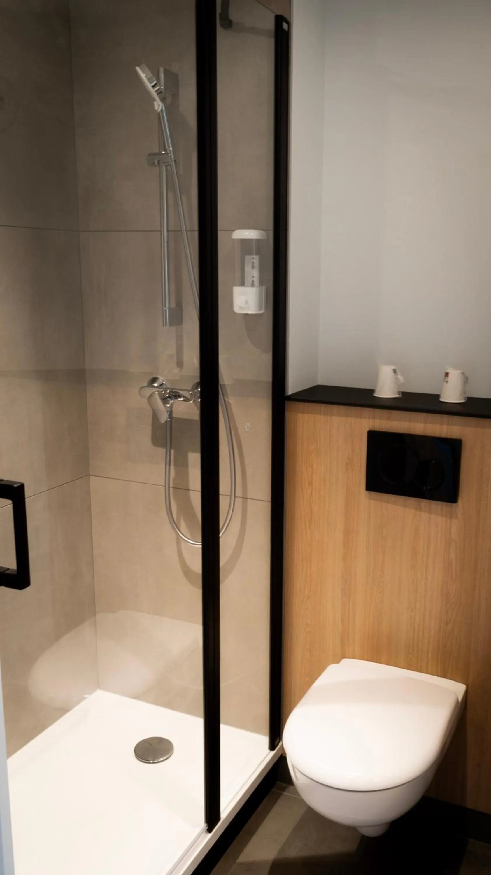 Bathroom in Première Classe Paris-Ouest Gennevilliers