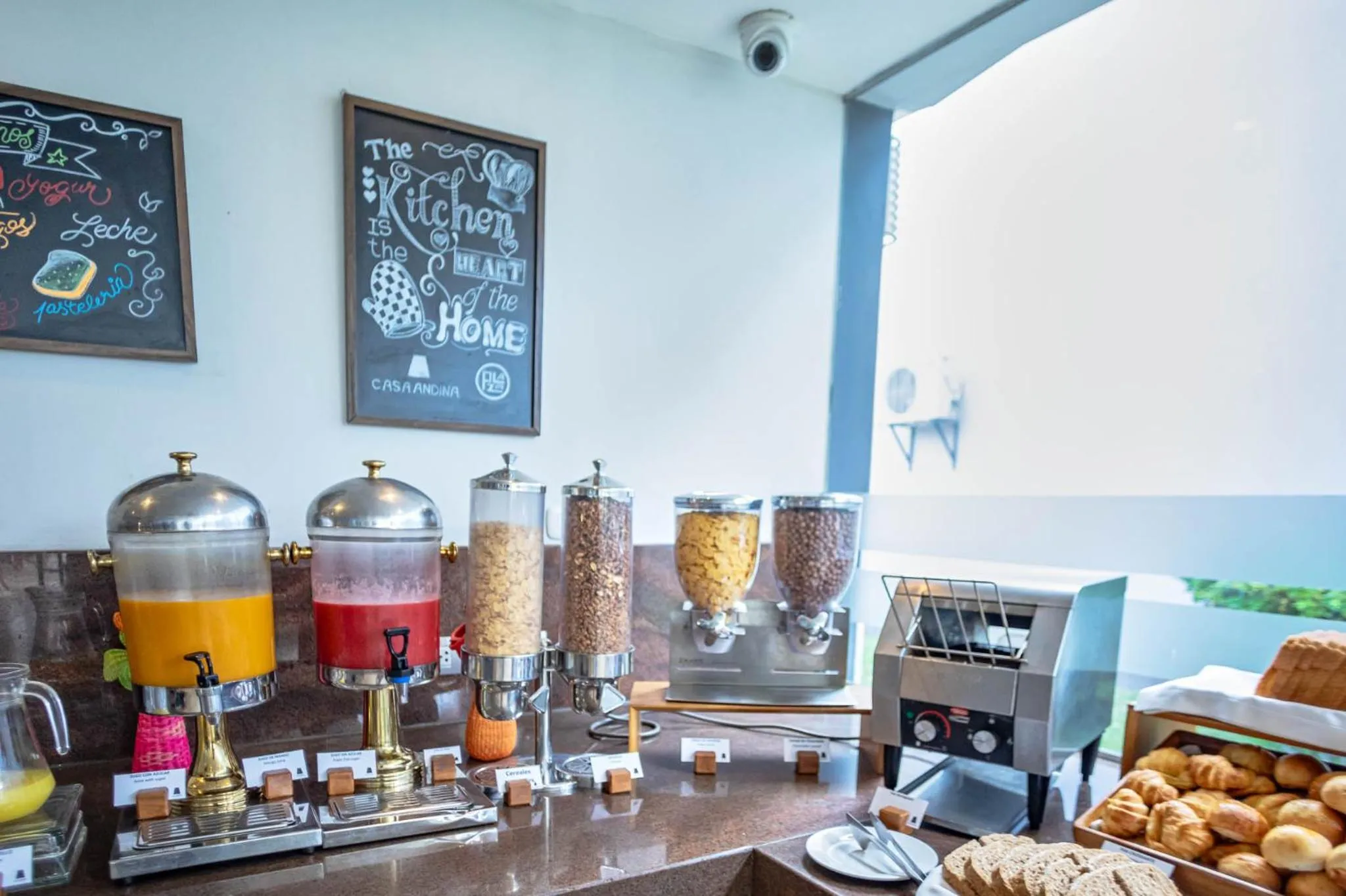 Buffet breakfast in Casa Andina Premium Piura