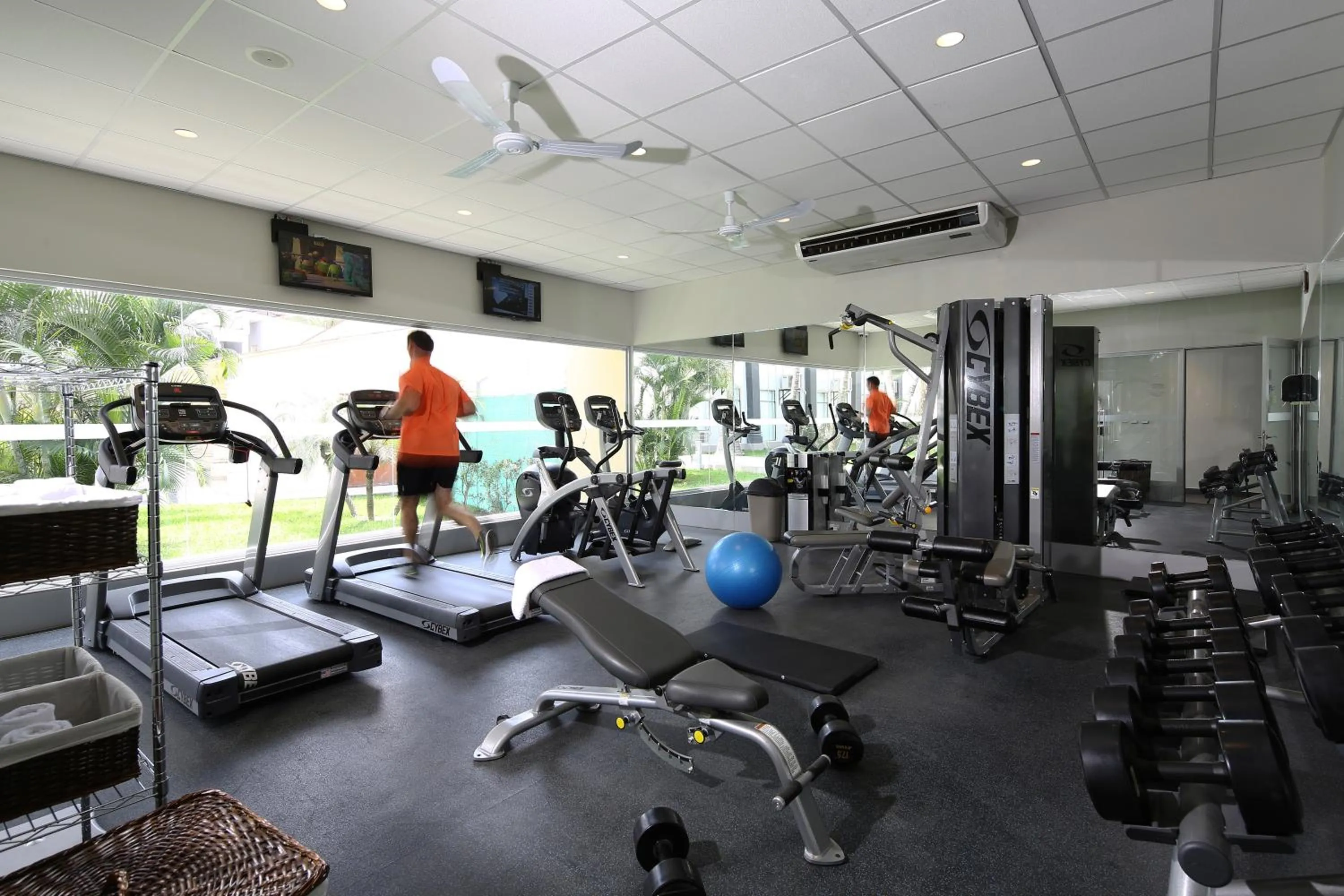 Fitness centre/facilities in Casa Andina Premium Piura