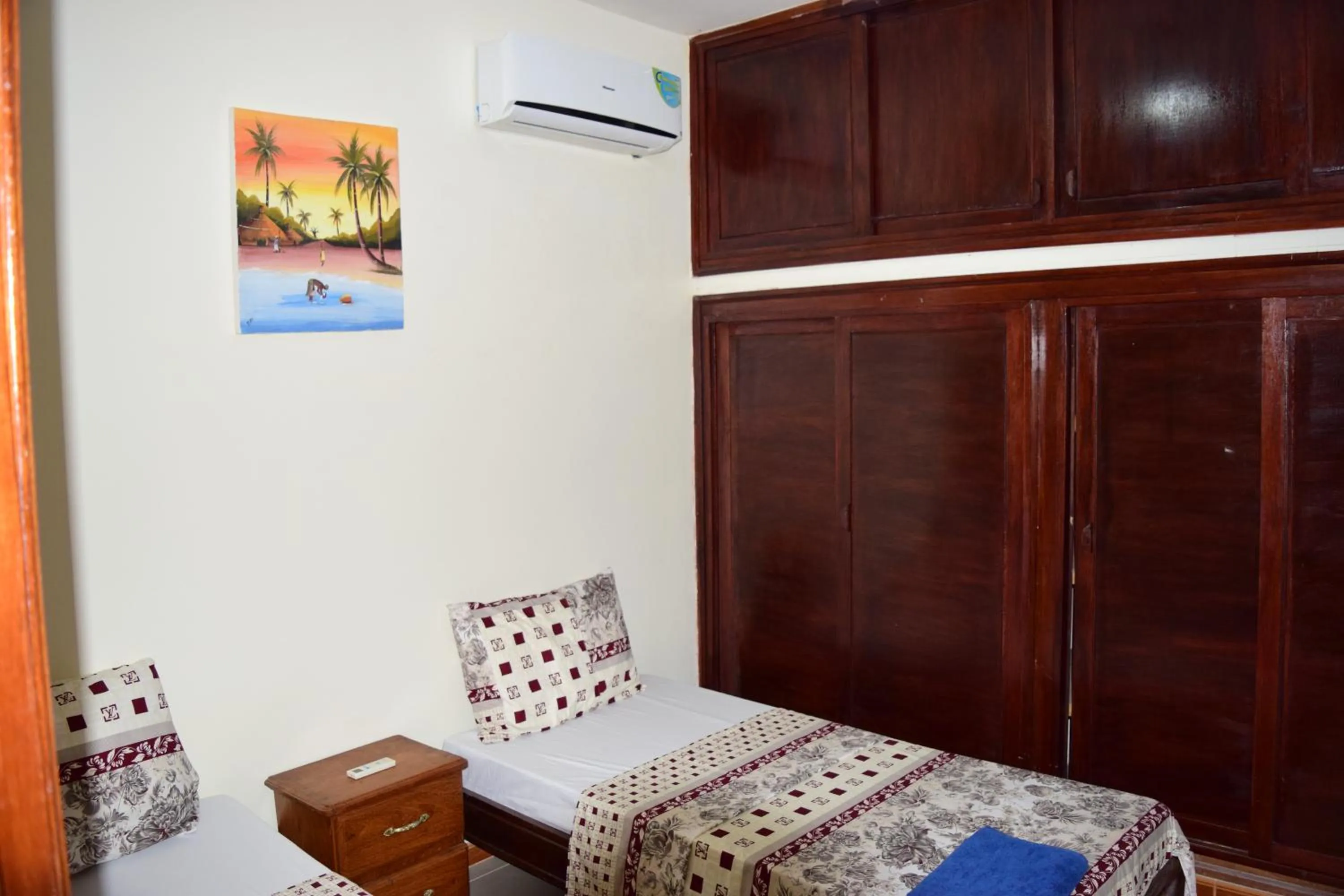 Bed in Kakatar Family Residence , Yoff