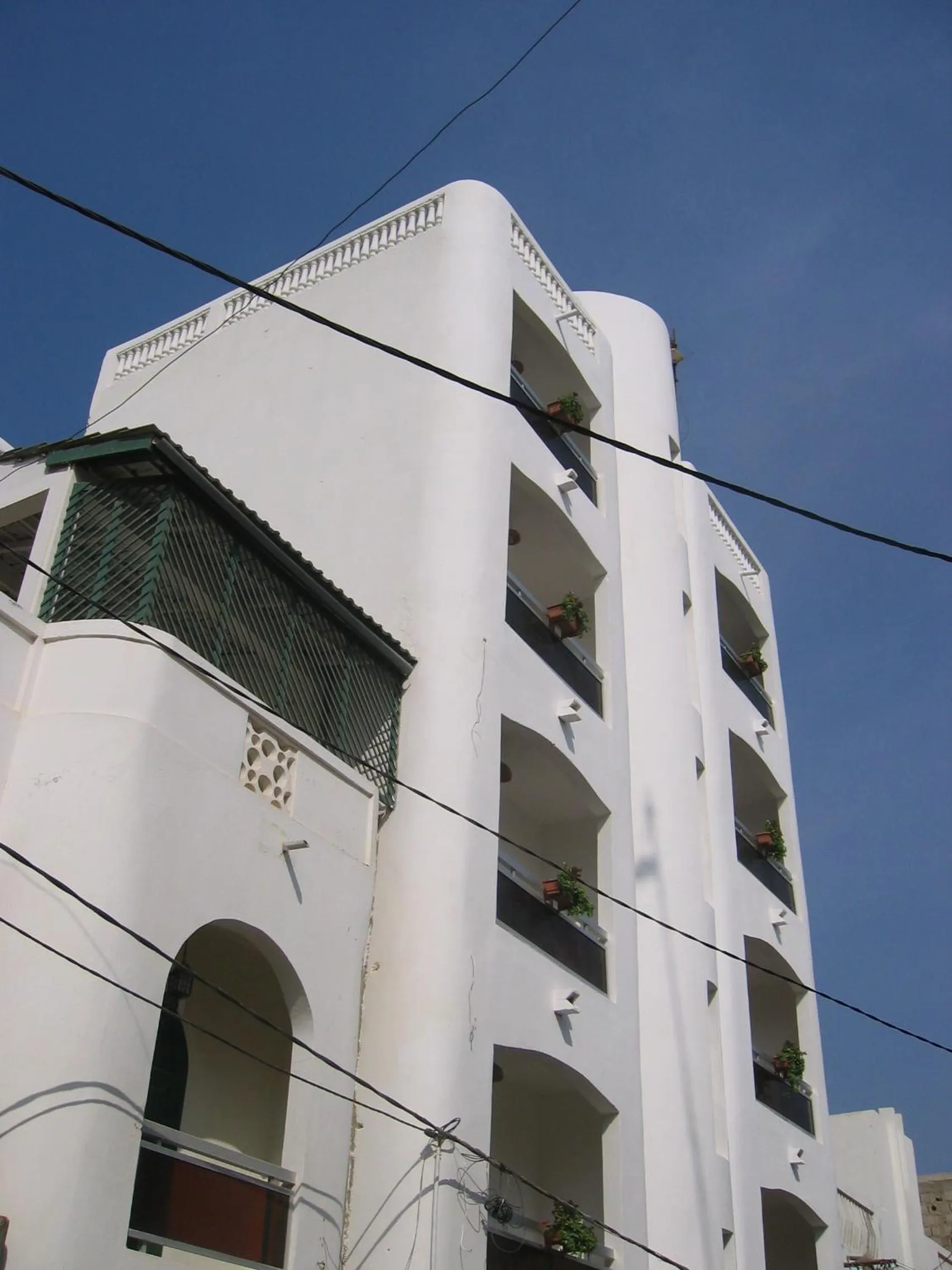 Property building in Kakatar Family Residence , Yoff