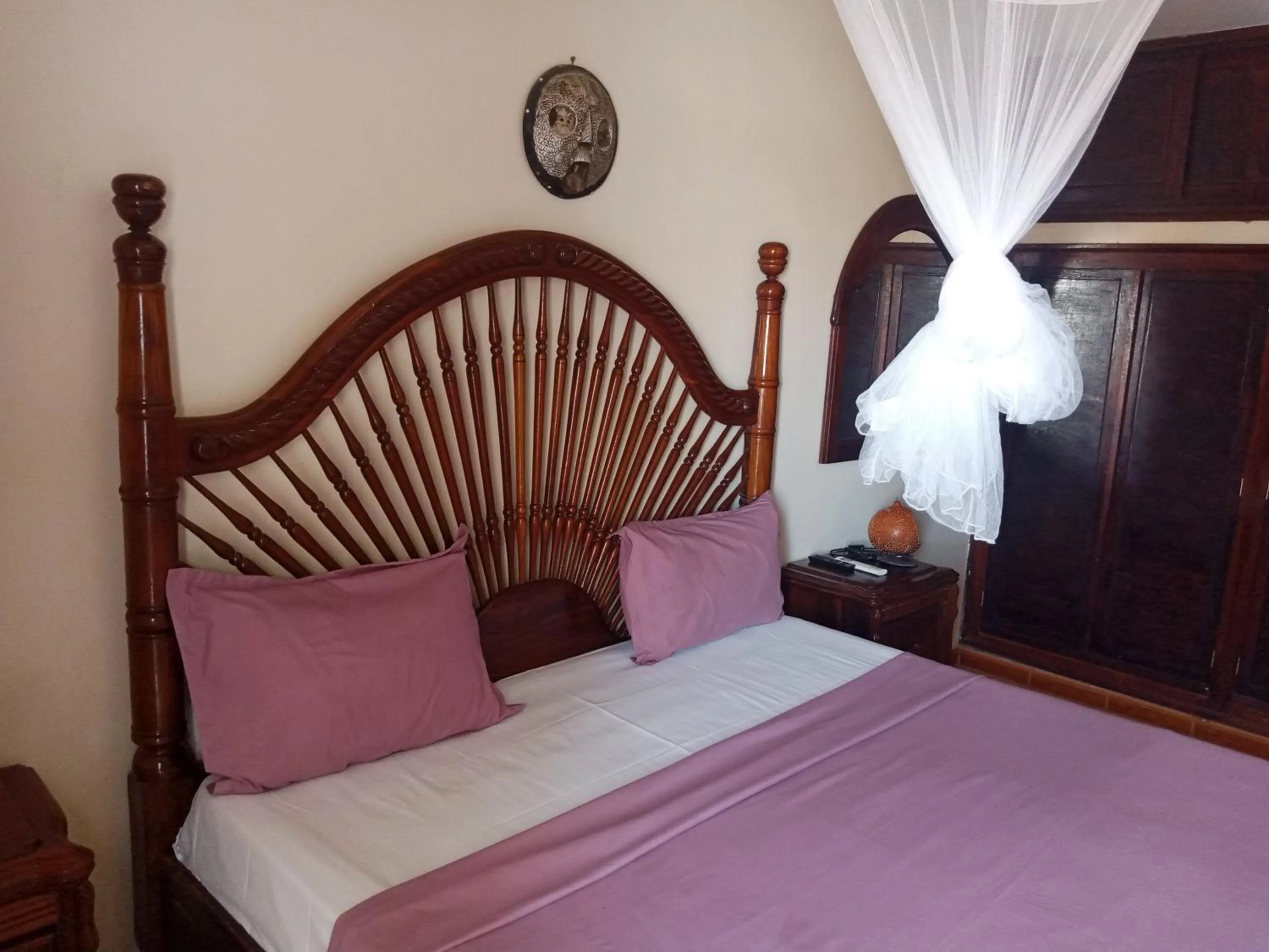 Bed in Kakatar Family Residence , Yoff