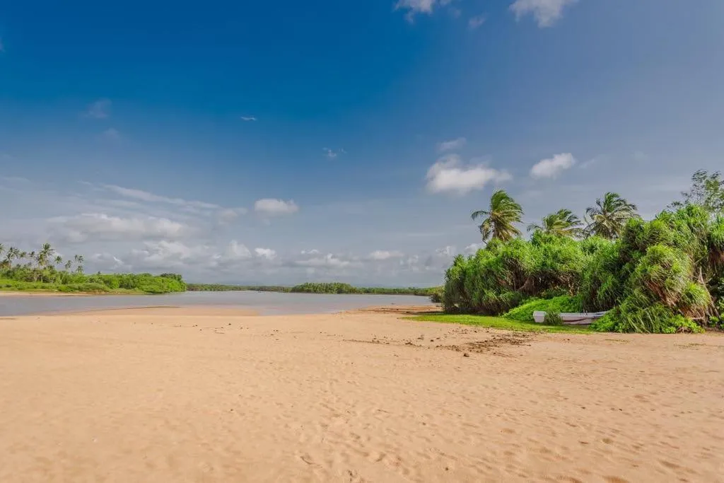 Beach in Seth Villa by Magampura Resorts