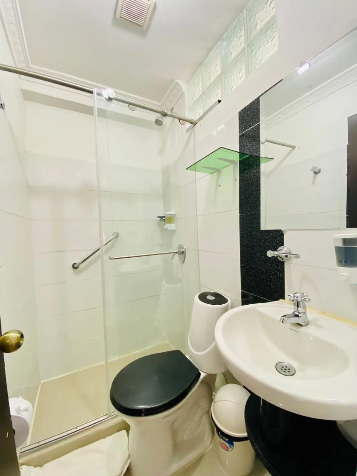 Hotel West California