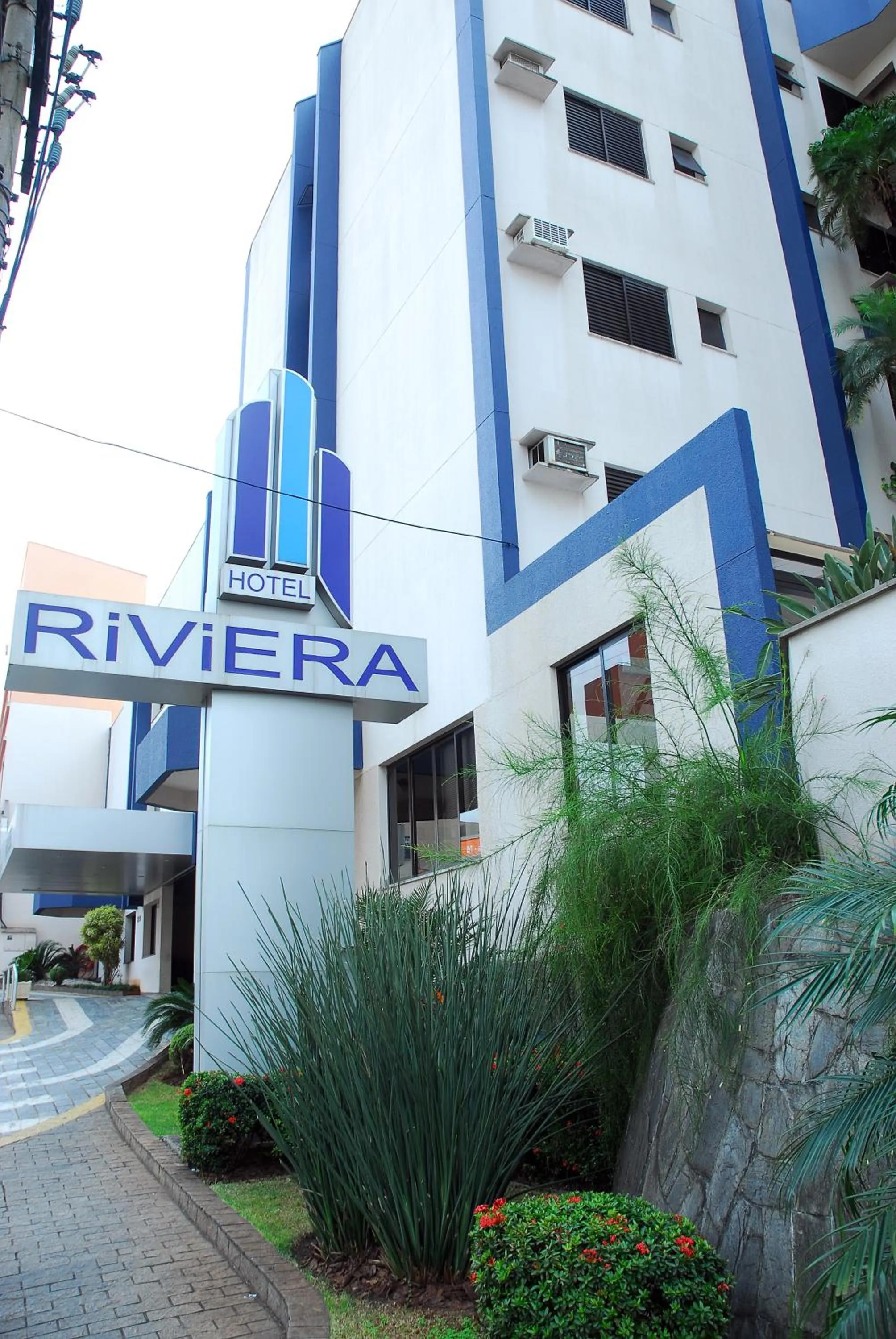 Facade/entrance in Hotel Riviera