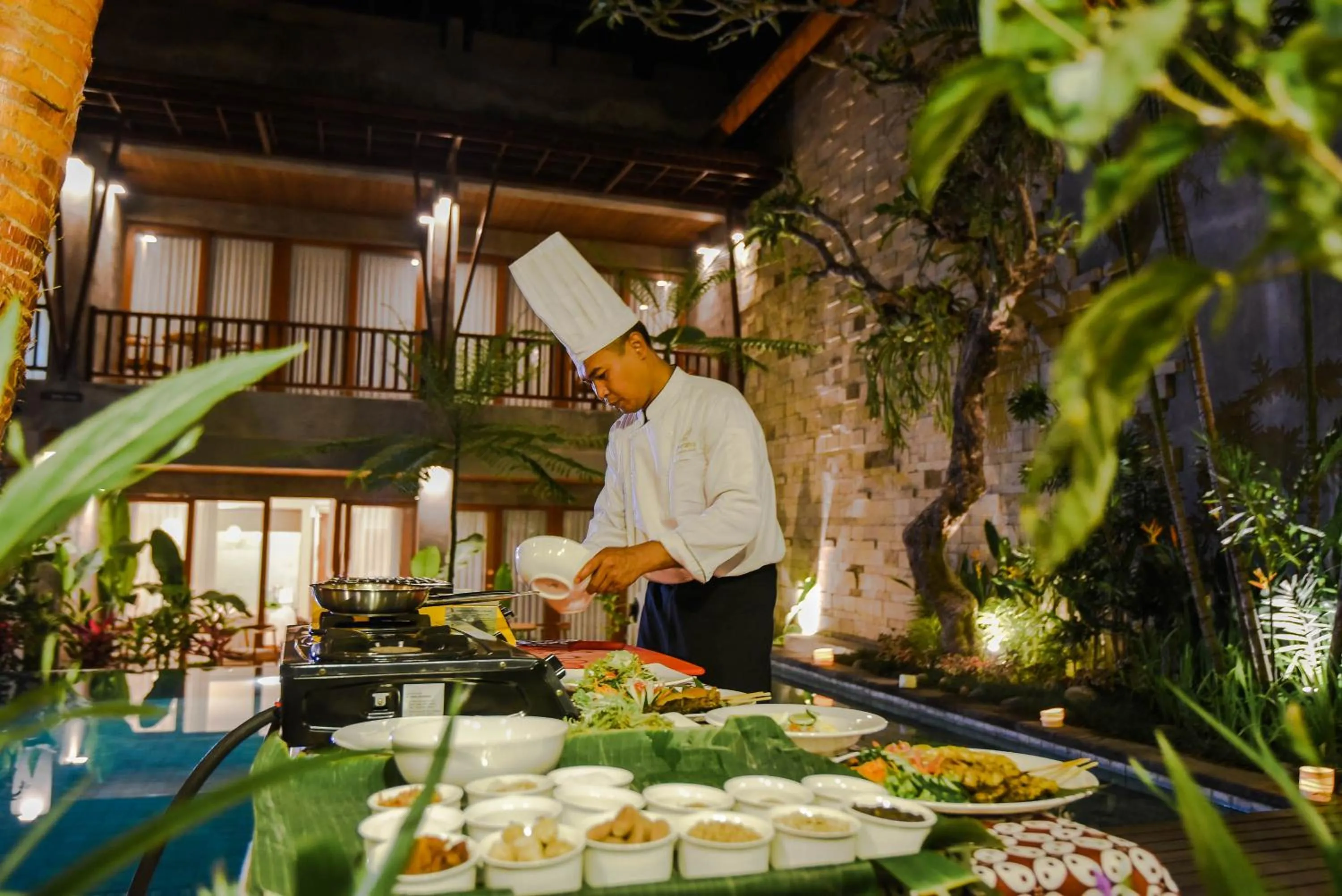Restaurant/places to eat in Purana Suite Ubud