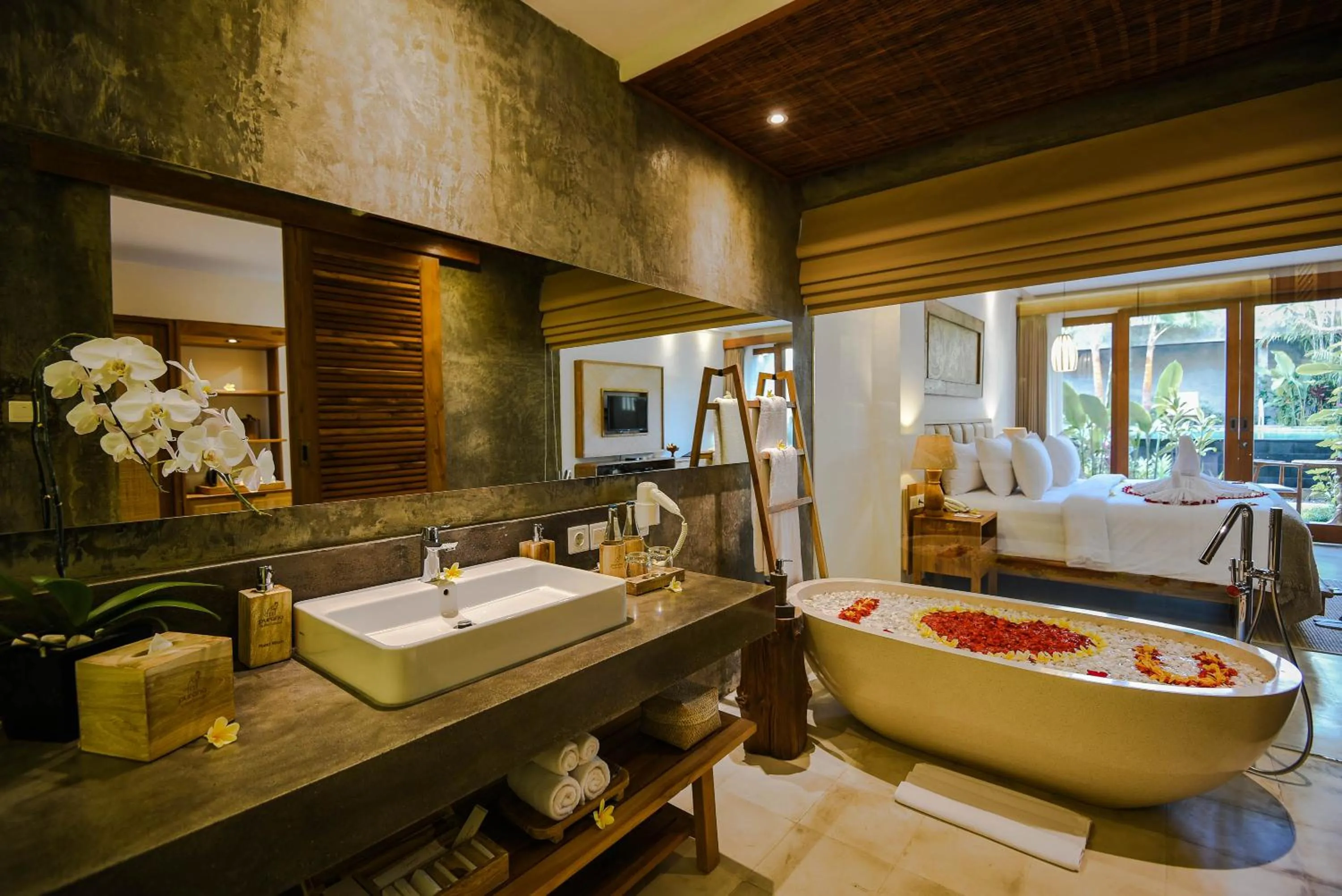 Bathroom in Purana Suite Ubud