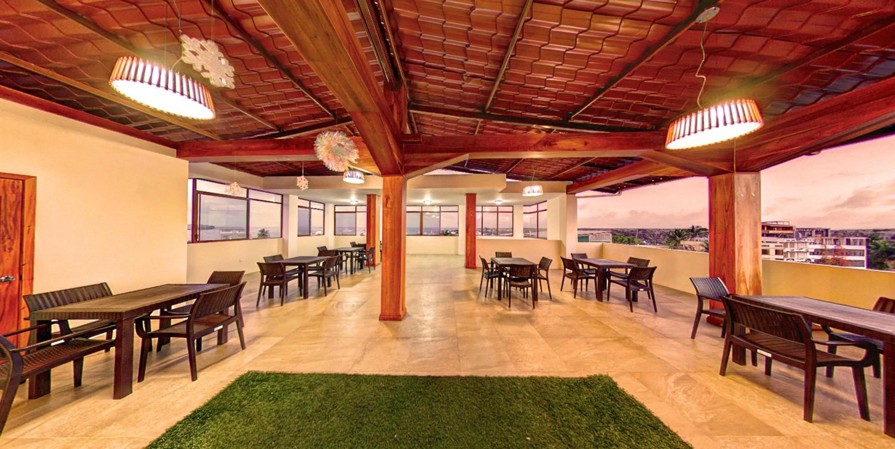 Restaurant/places to eat in Hostal España