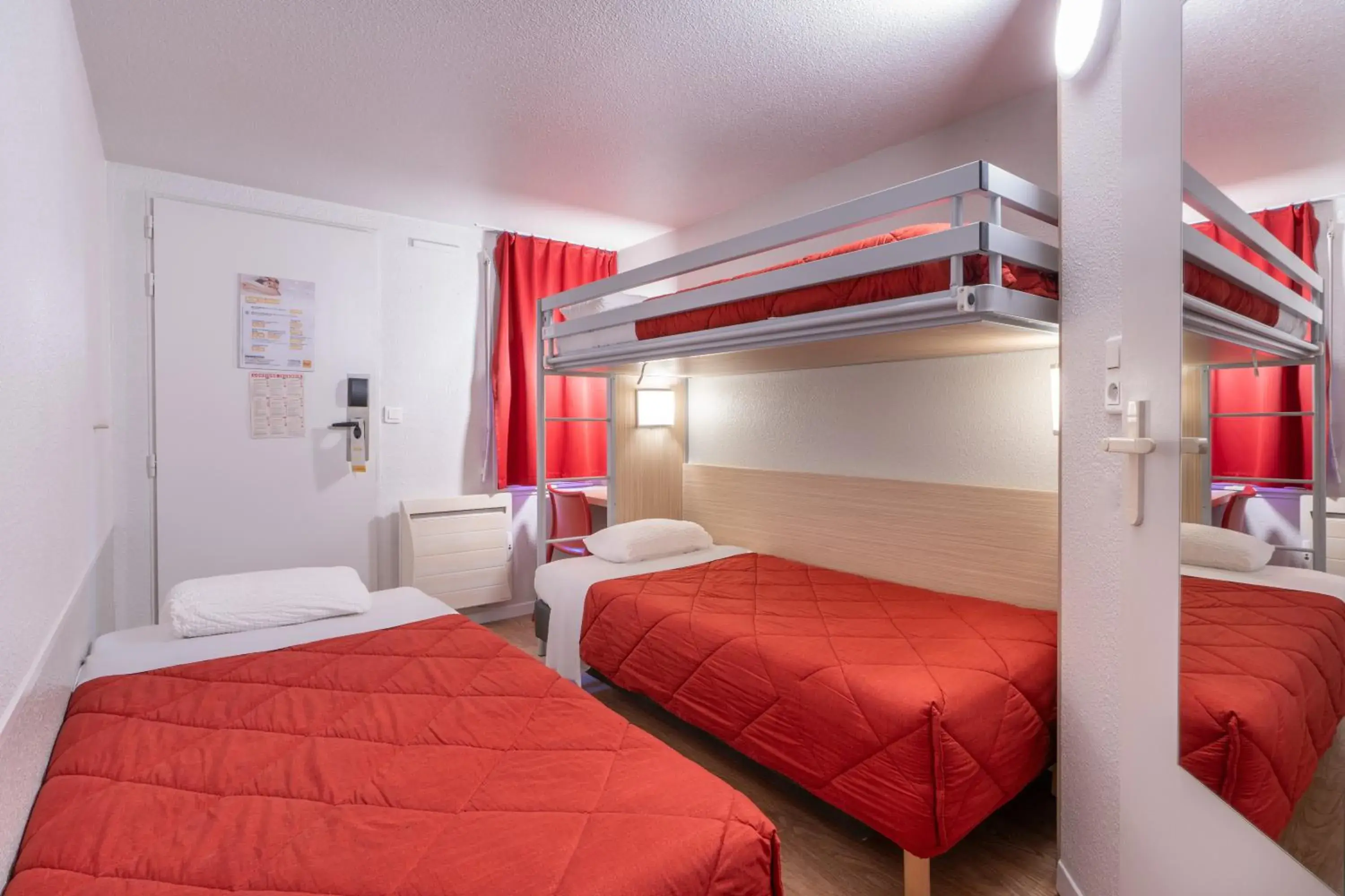 Triple Room in Premiere Classe Deauville Touques Triple Room in Premiere Classe Deauville Touques