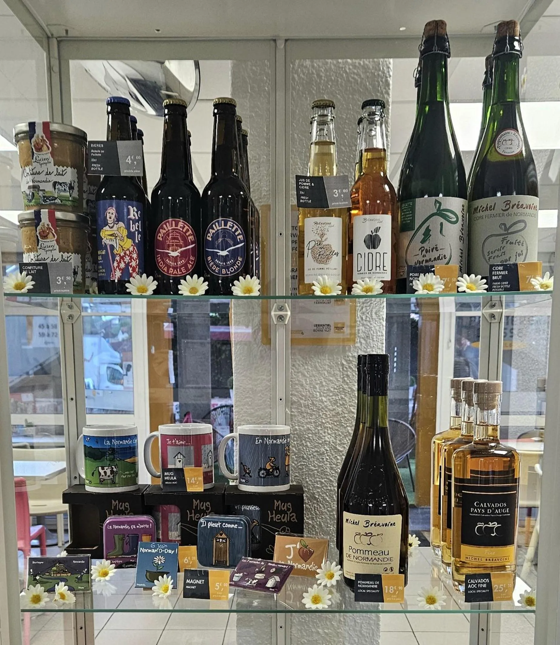 On-site shops in Premiere Classe Deauville Touques