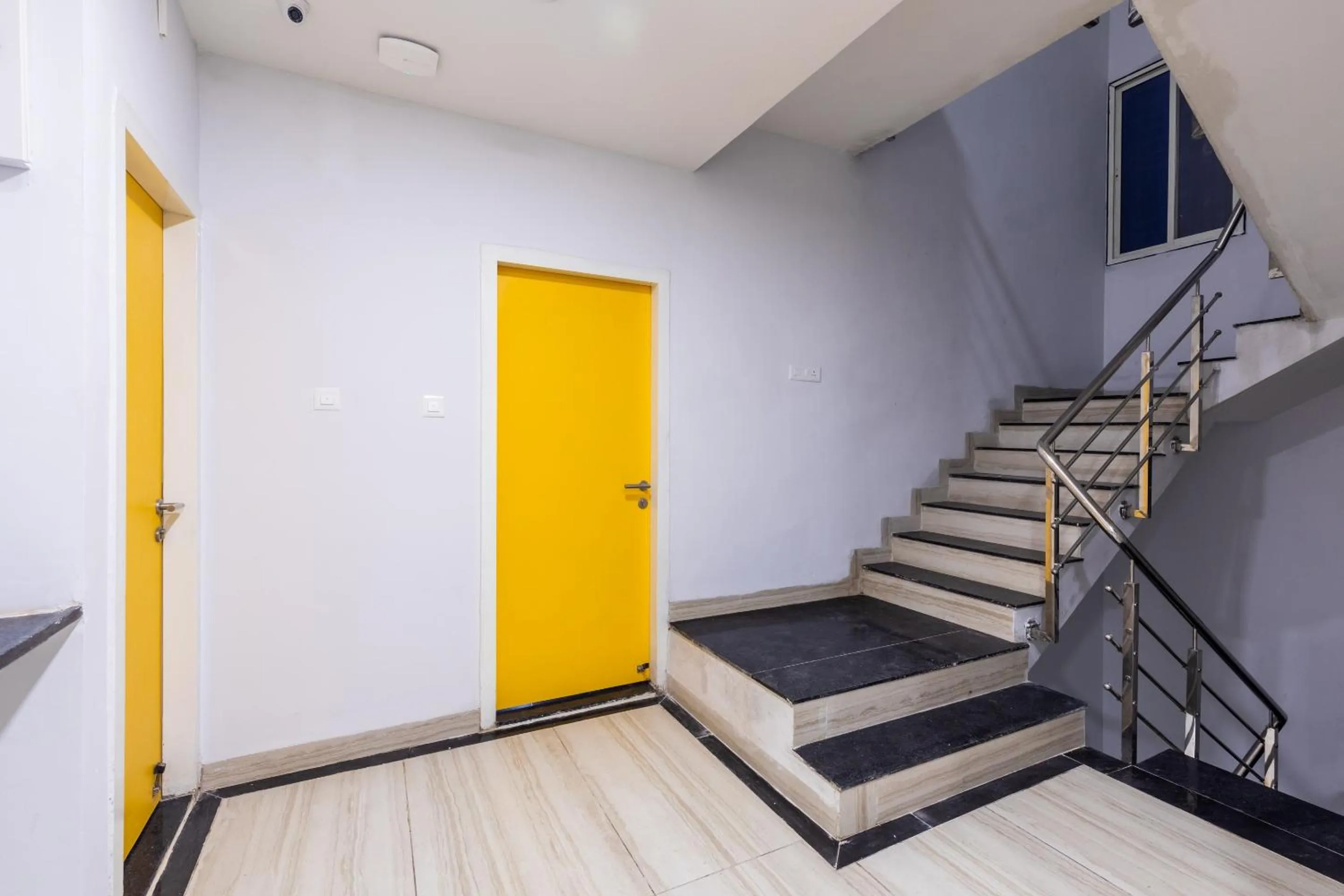 Lobby or reception in SILVERKEY FUSION STAYS