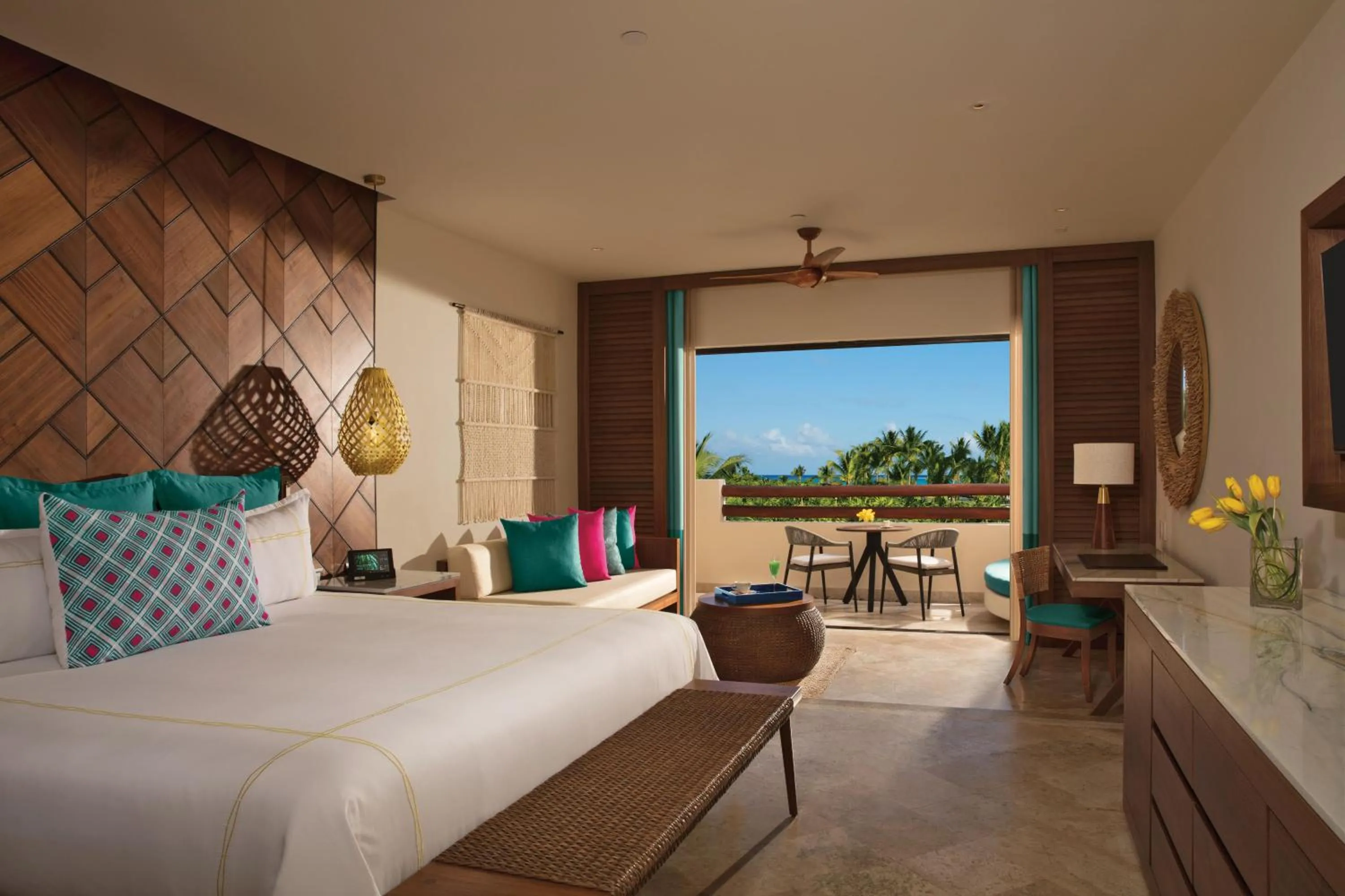Bed in Secrets Maroma Beach Riviera Cancun - Adults only