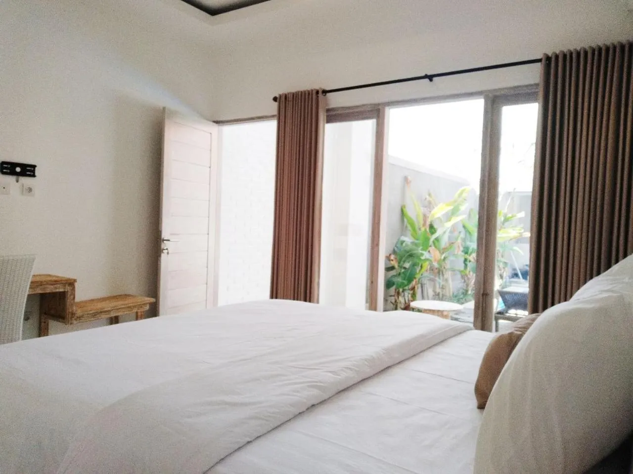 Bed in Berawa Dini Guesthouse