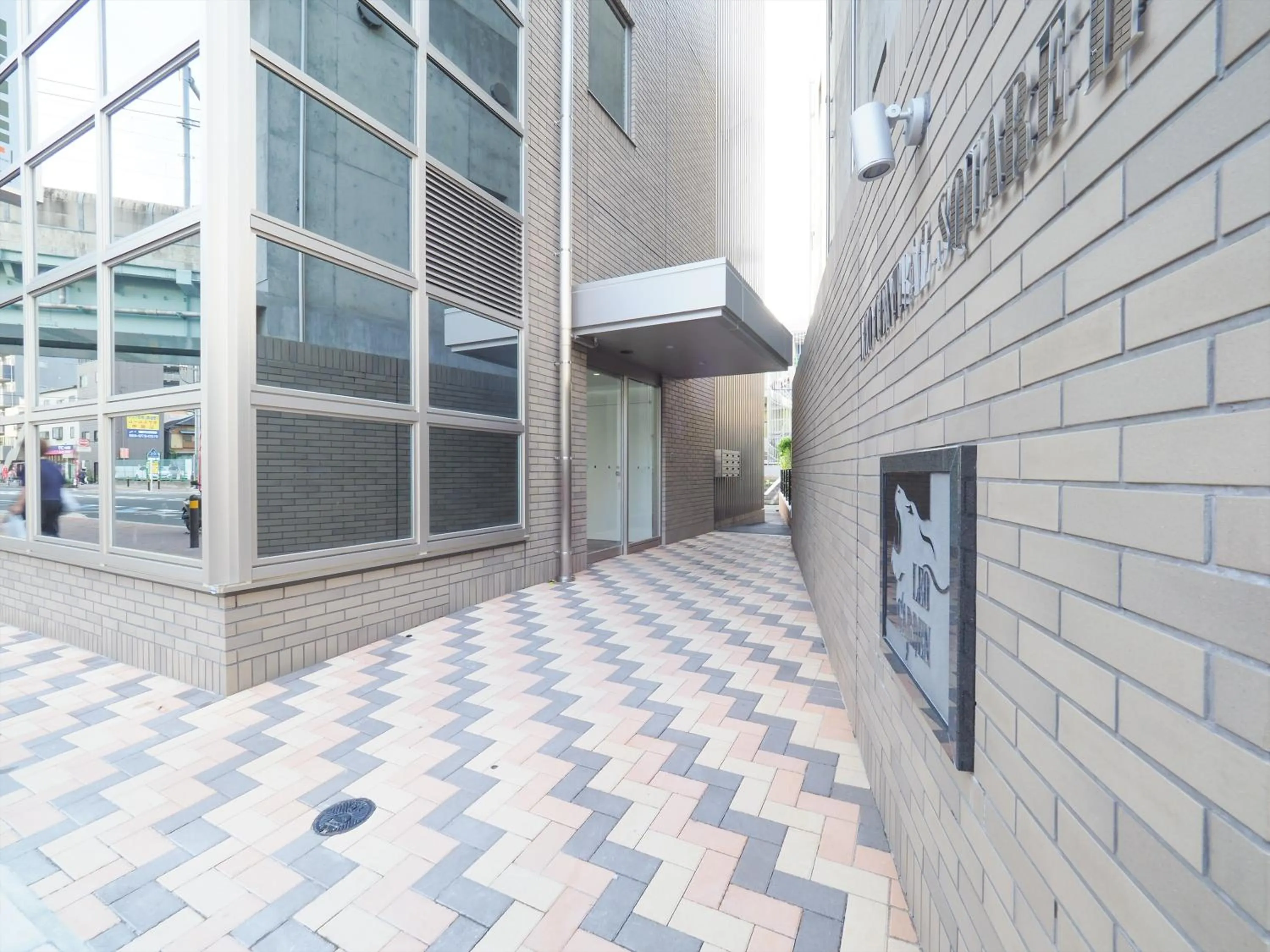 Facade/entrance in Leo Yu Capsule Hotel Funabashi