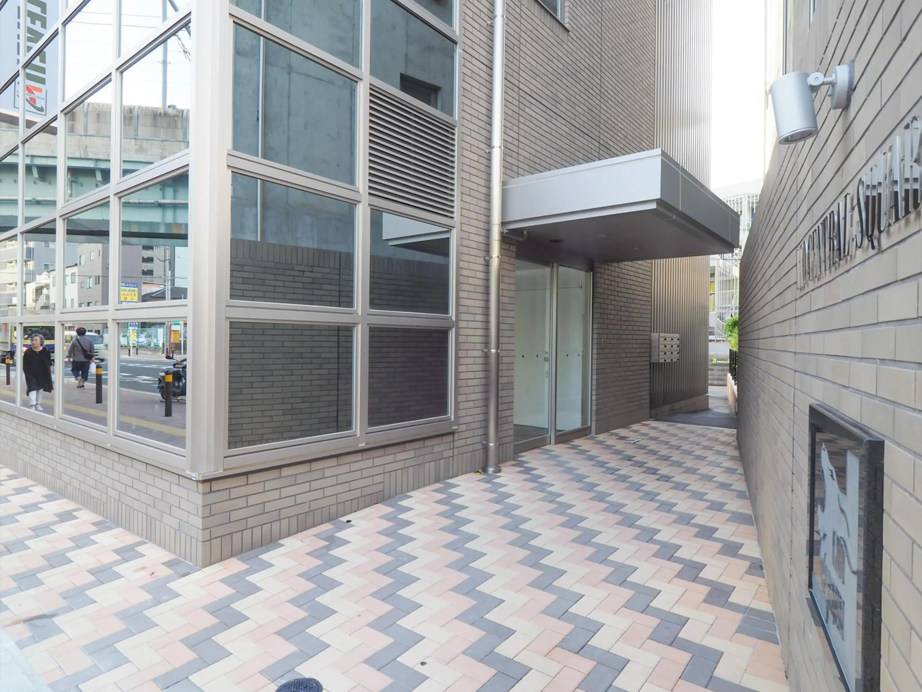 Facade/entrance in Leo Yu Capsule Hotel Funabashi