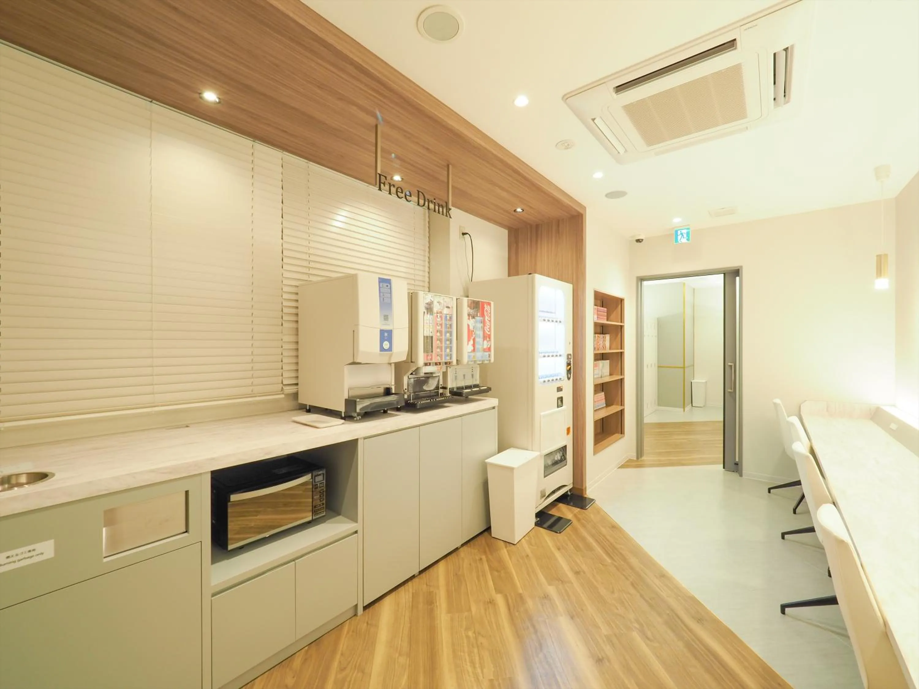 Kitchen or kitchenette in Leo Yu Capsule Hotel Funabashi