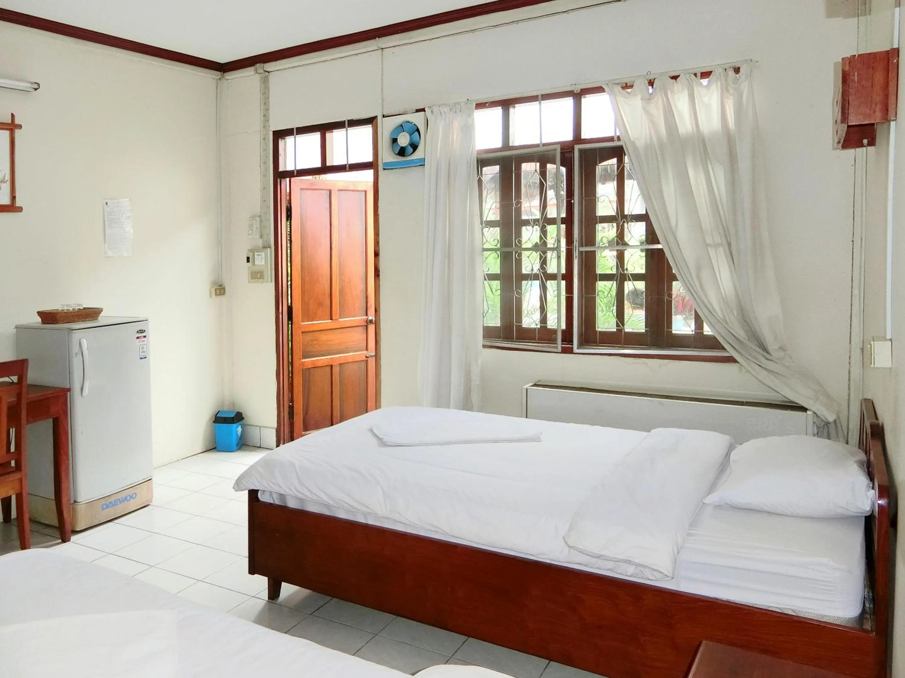Photo of the whole room, Bed in Villa Sisavad Guesthouse