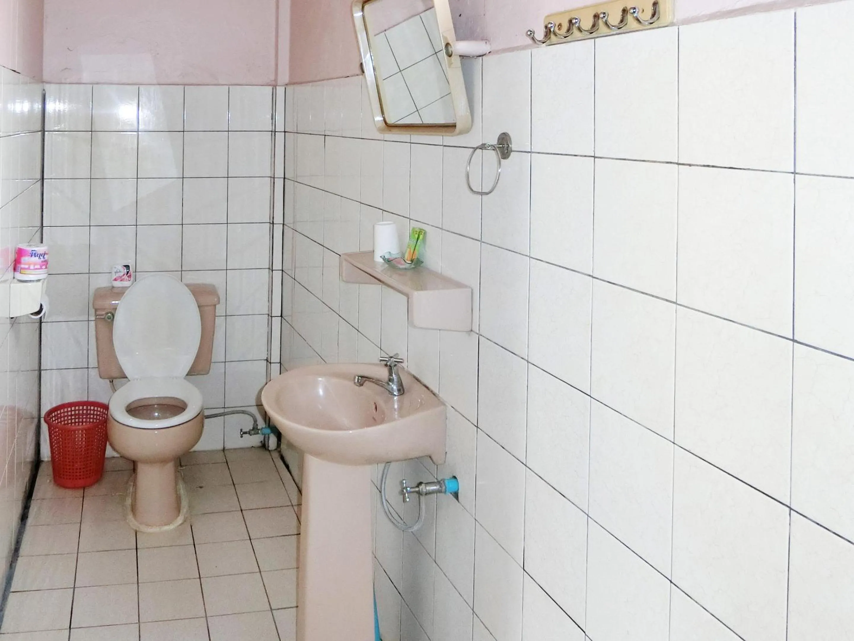 Bathroom in Villa Sisavad Guesthouse