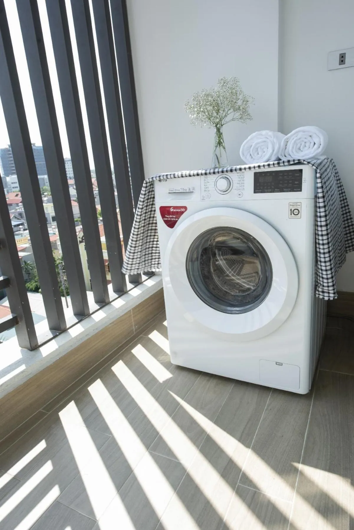 washing machine in ZEN RIVERSIDE HOTEL & RESIDENCES