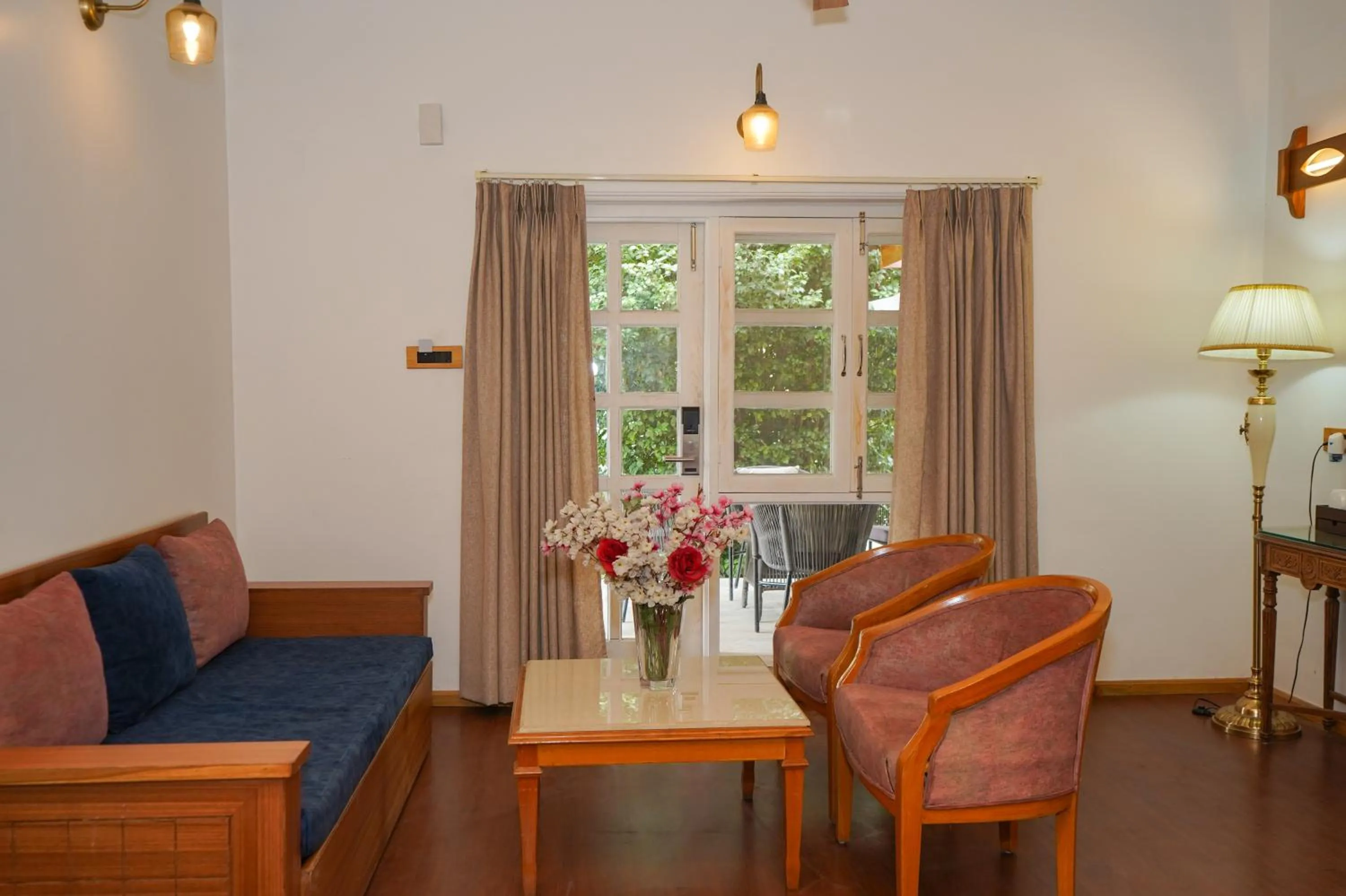 Living room in Neelesh Inn- A Luxury Lake View Hotel- 20 kms from Nainital