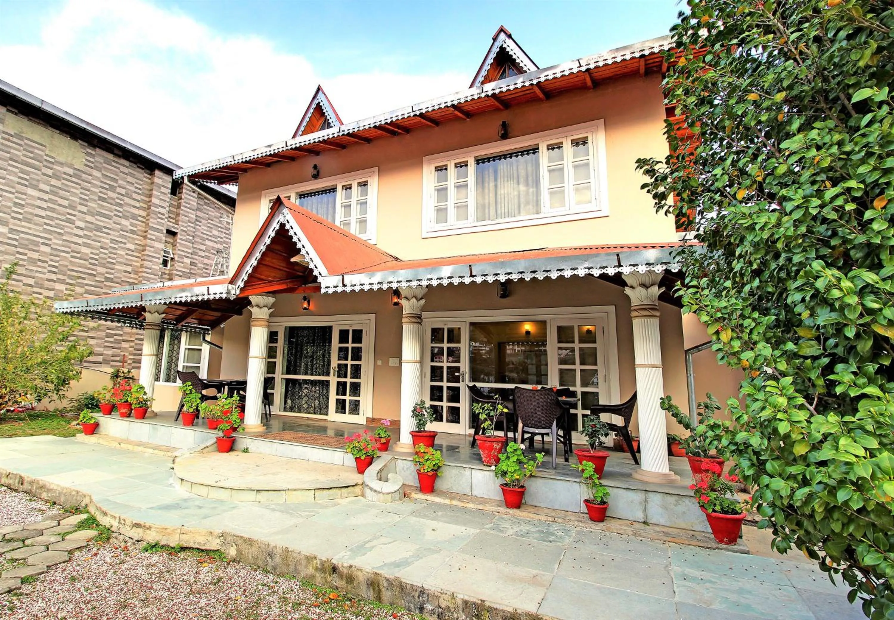 Property building in Neelesh Inn- A Luxury Lake View Hotel- 20 kms from Nainital
