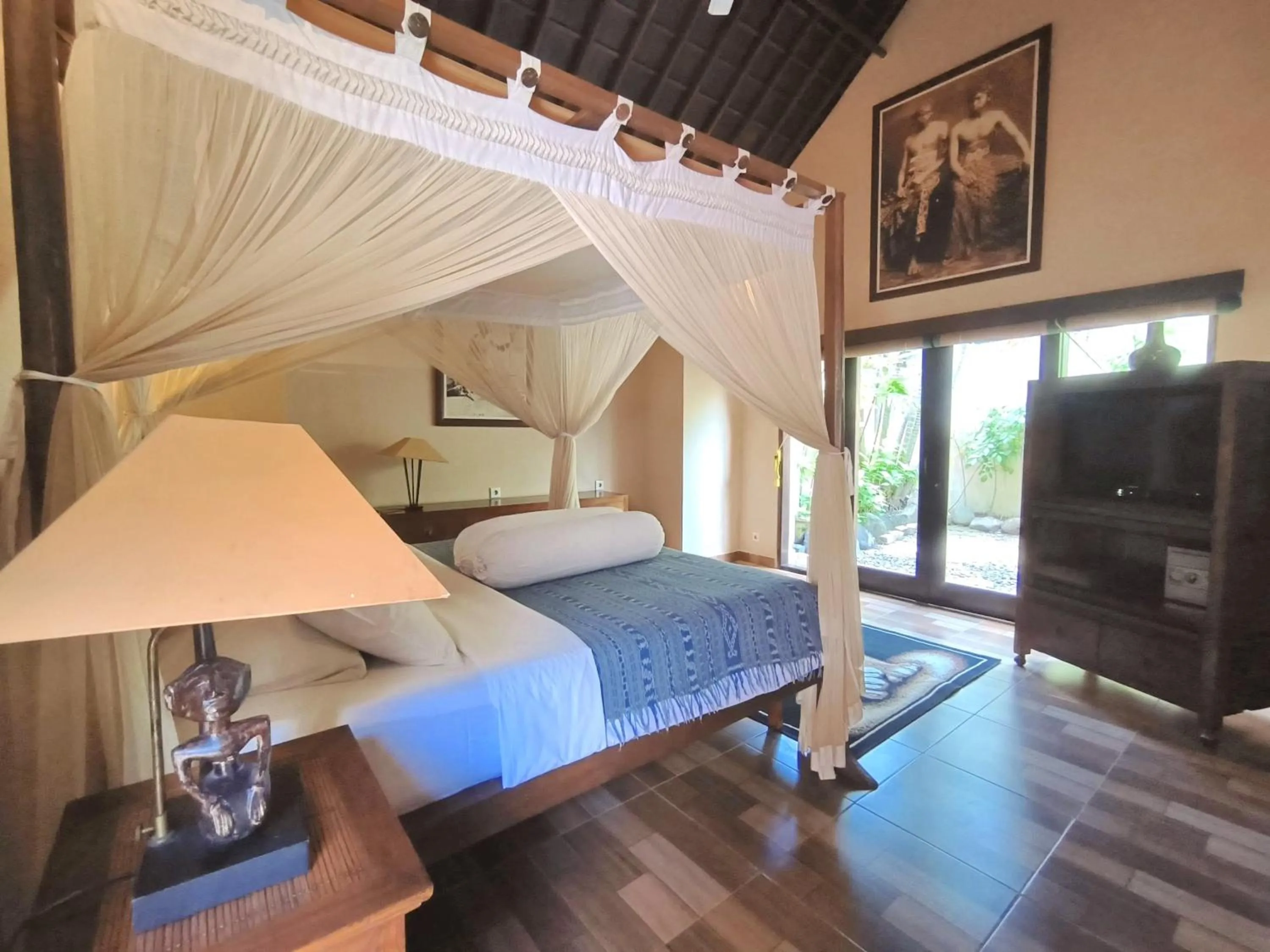 Bedroom, Bed in Villa Plawa Asri