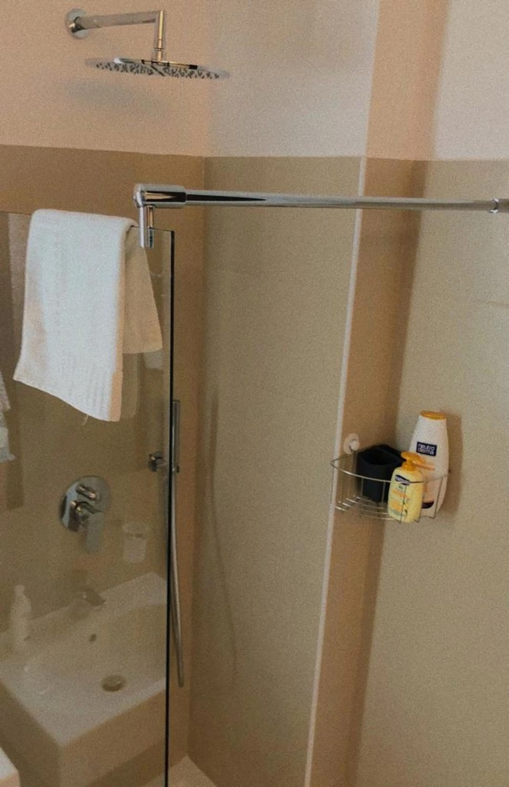 Bathroom in Torre Tresca 2