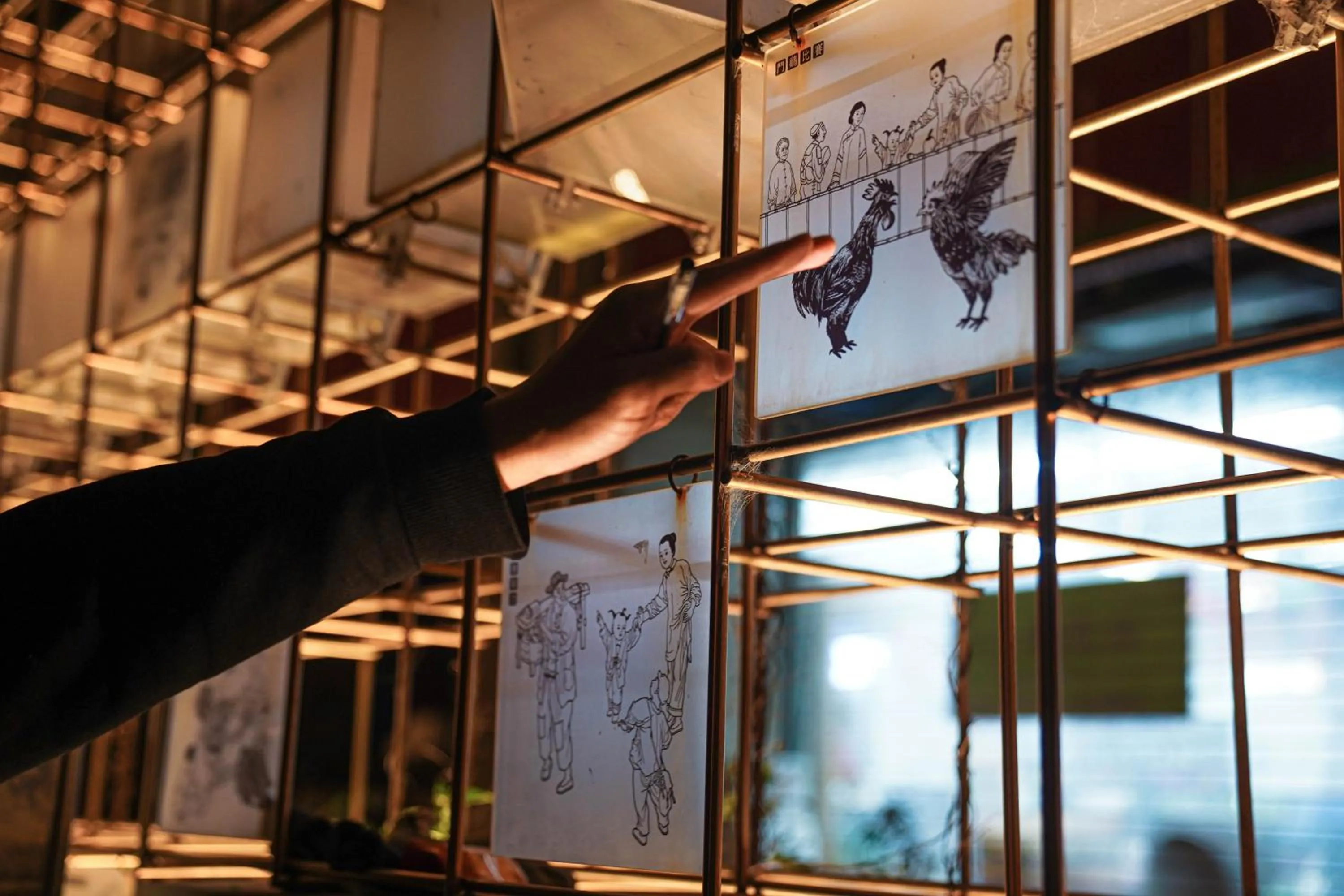 Hiking in Chengdu Mix Hostel