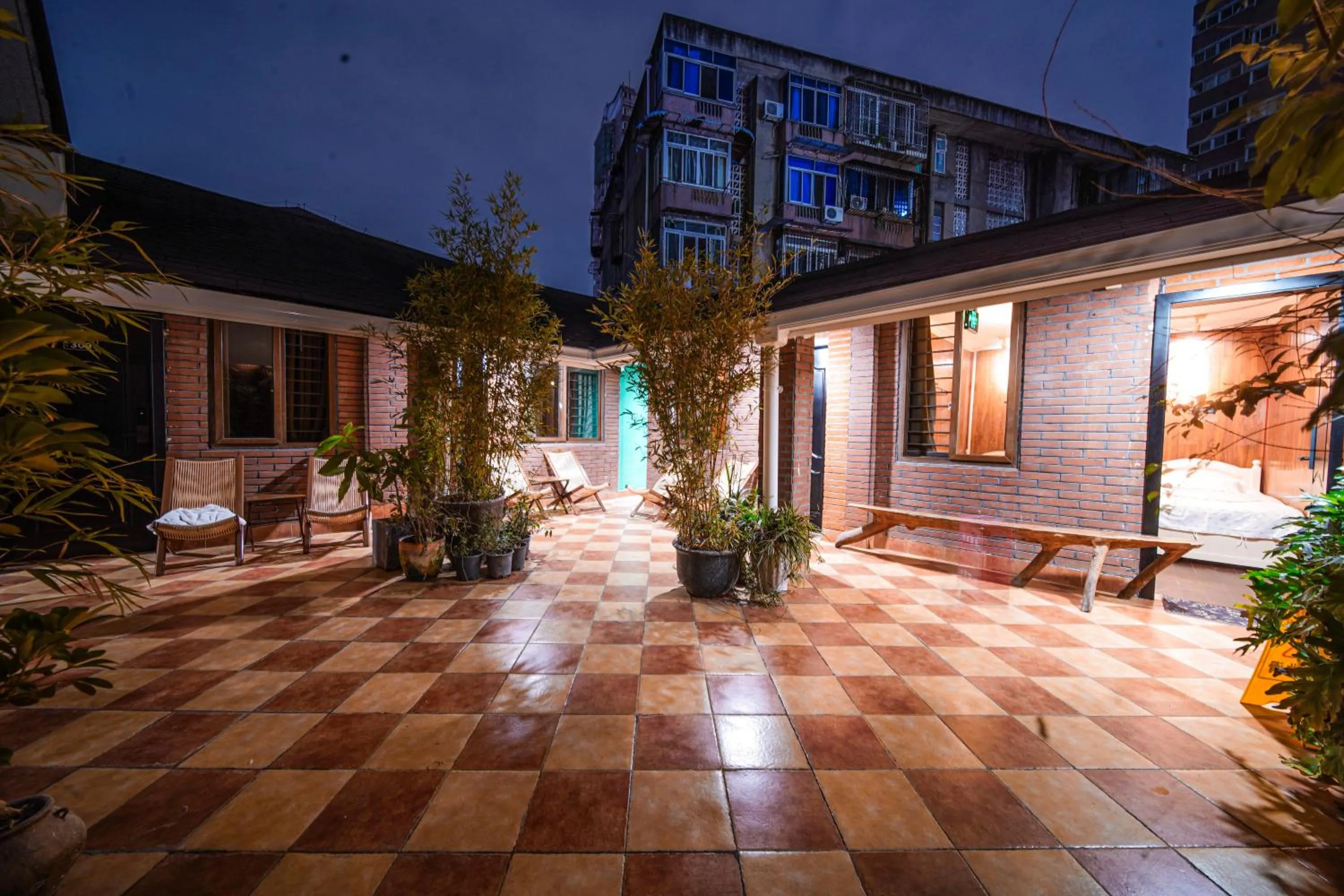 Garden in POSHPACKER - Chengdu Mix Hostel - Cicada Zen Yard