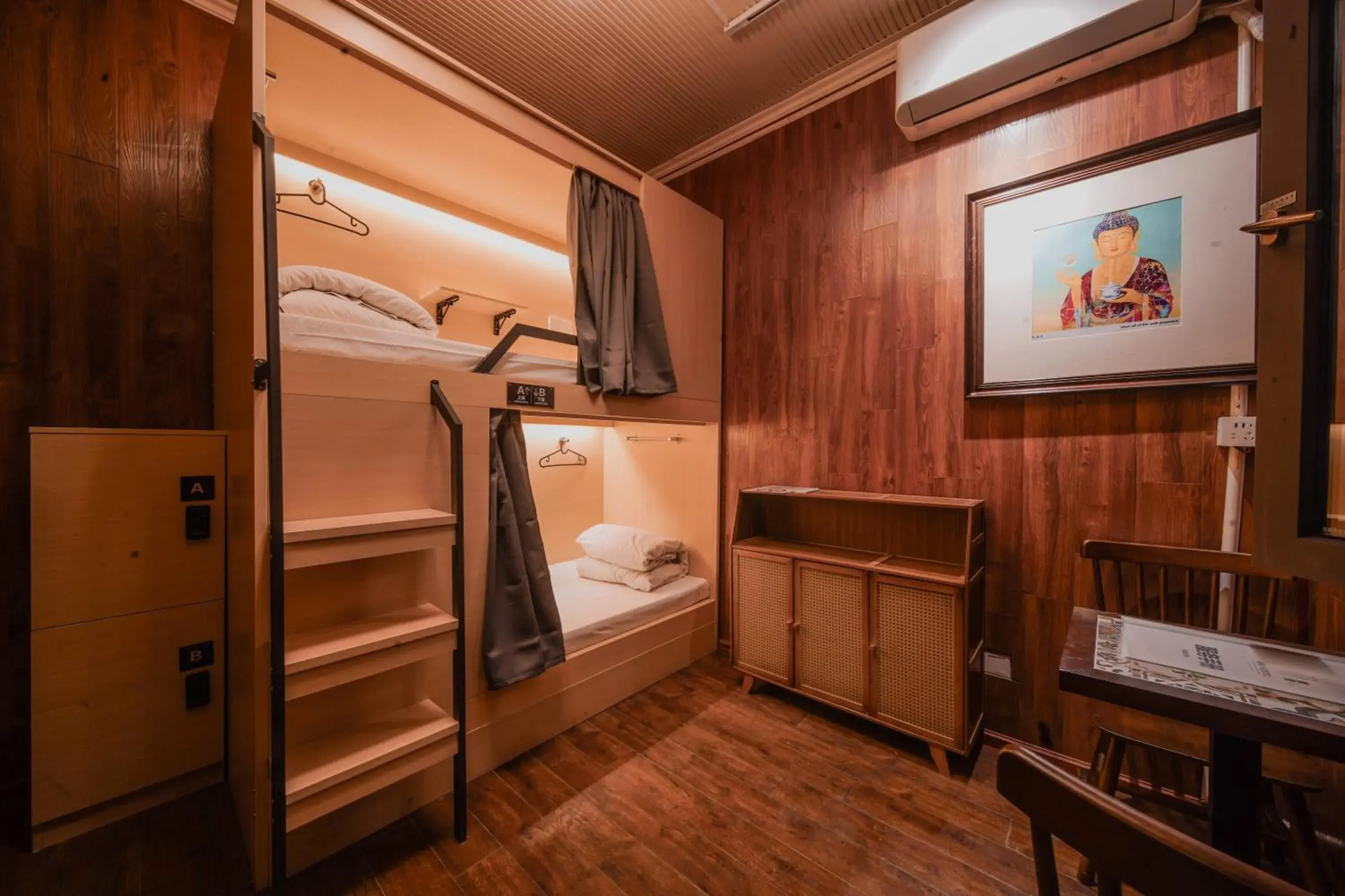 Single Bed in Female Dormitory Room in POSHPACKER - Chengdu Mix Hostel - Cicada Zen Yard Single Bed in Female Dormitory Room in POSHPACKER - Chengdu Mix Hostel - Cicada Zen Yard