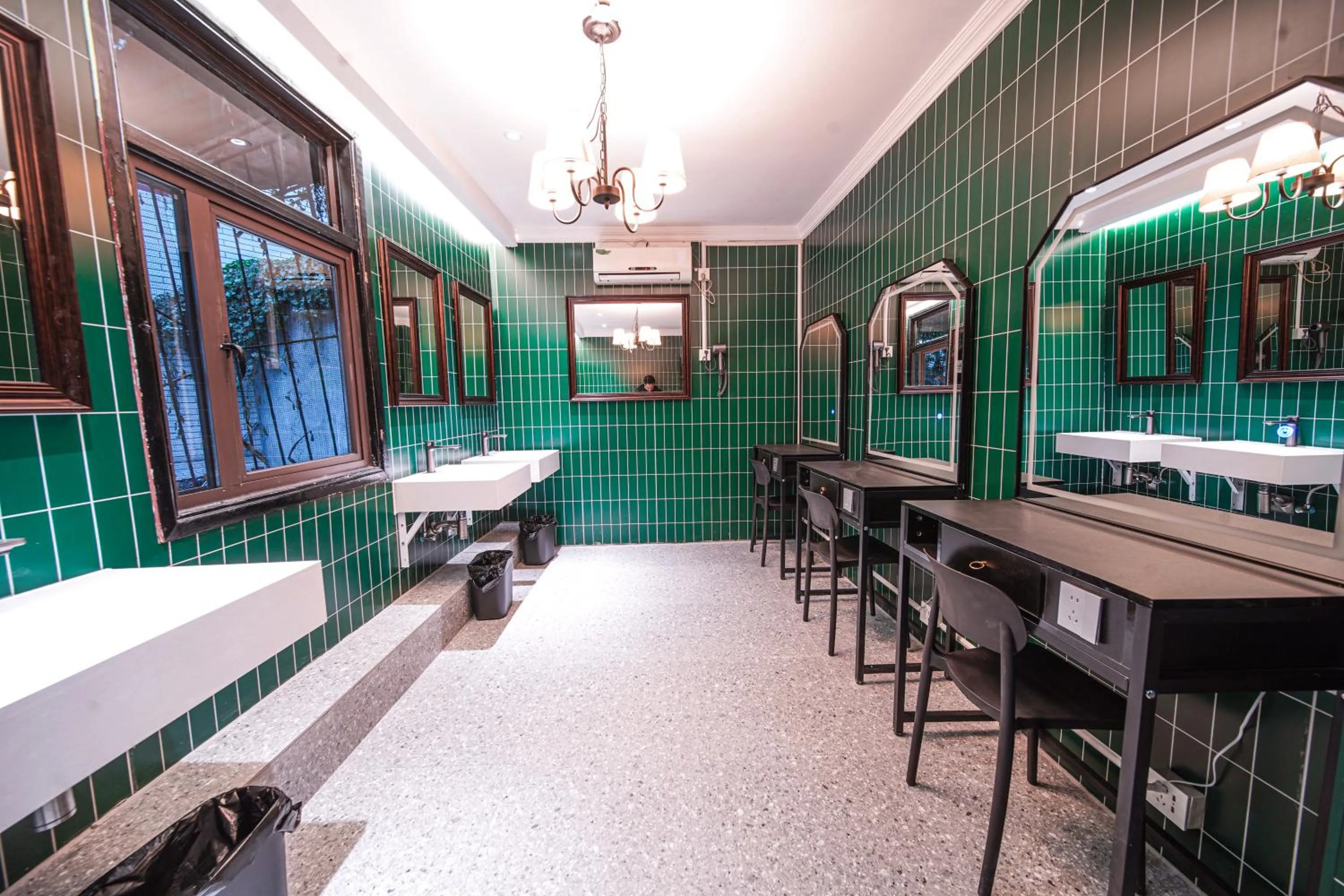 Other in POSHPACKER - Chengdu Mix Hostel - Cicada Zen Yard