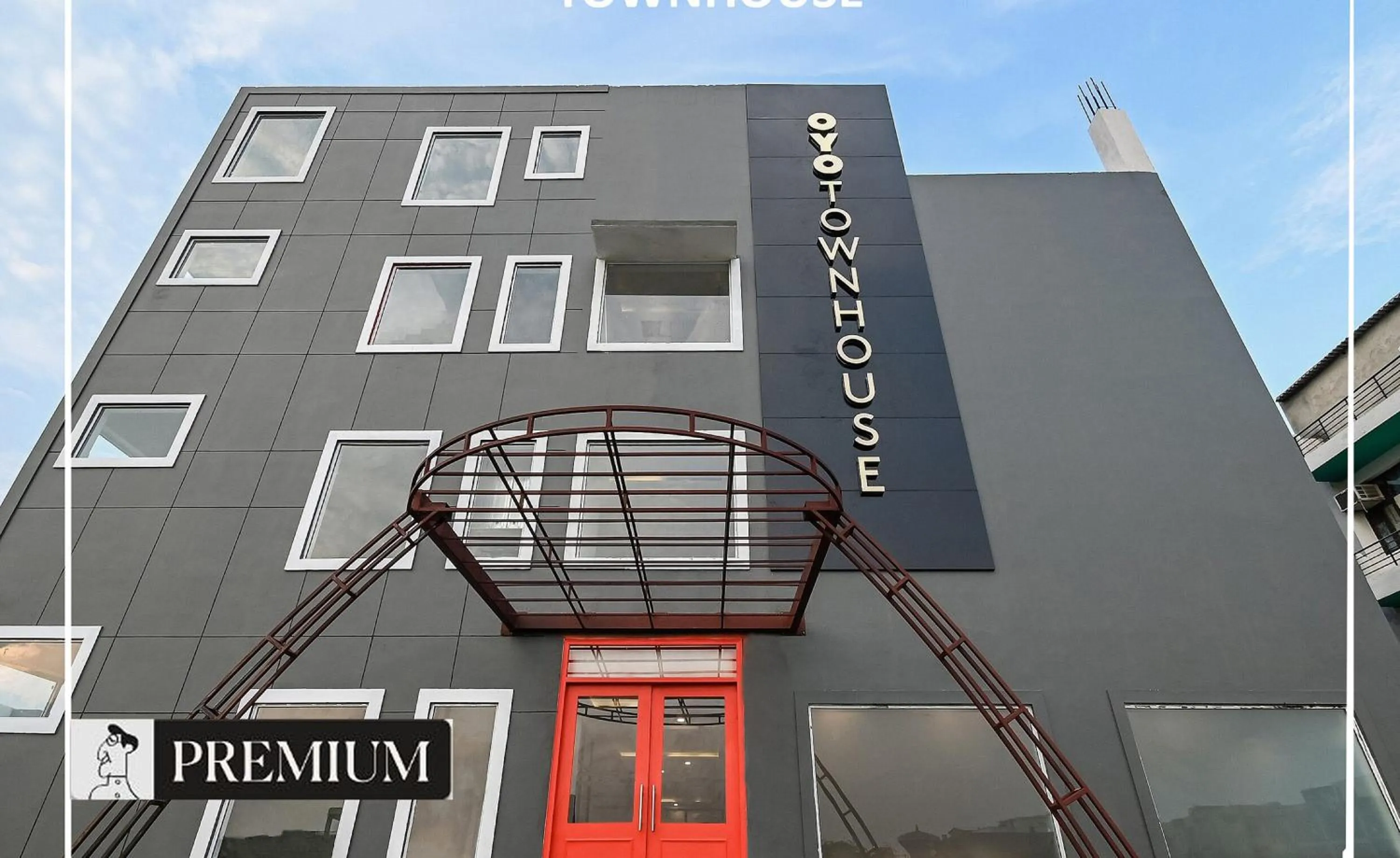 Facade/entrance in Townhouse D- Knowledge Park III