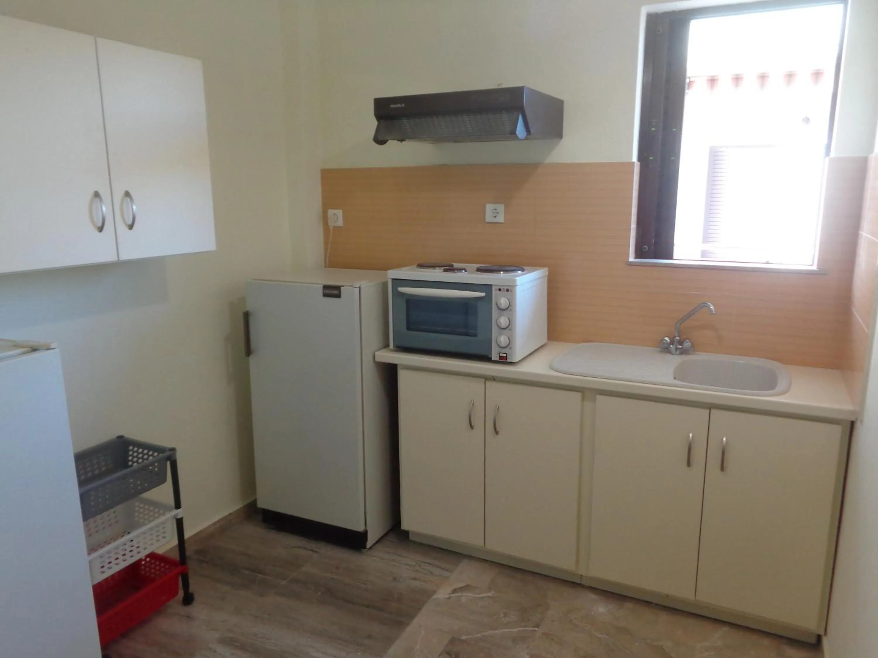 Kitchen or kitchenette in Finikas