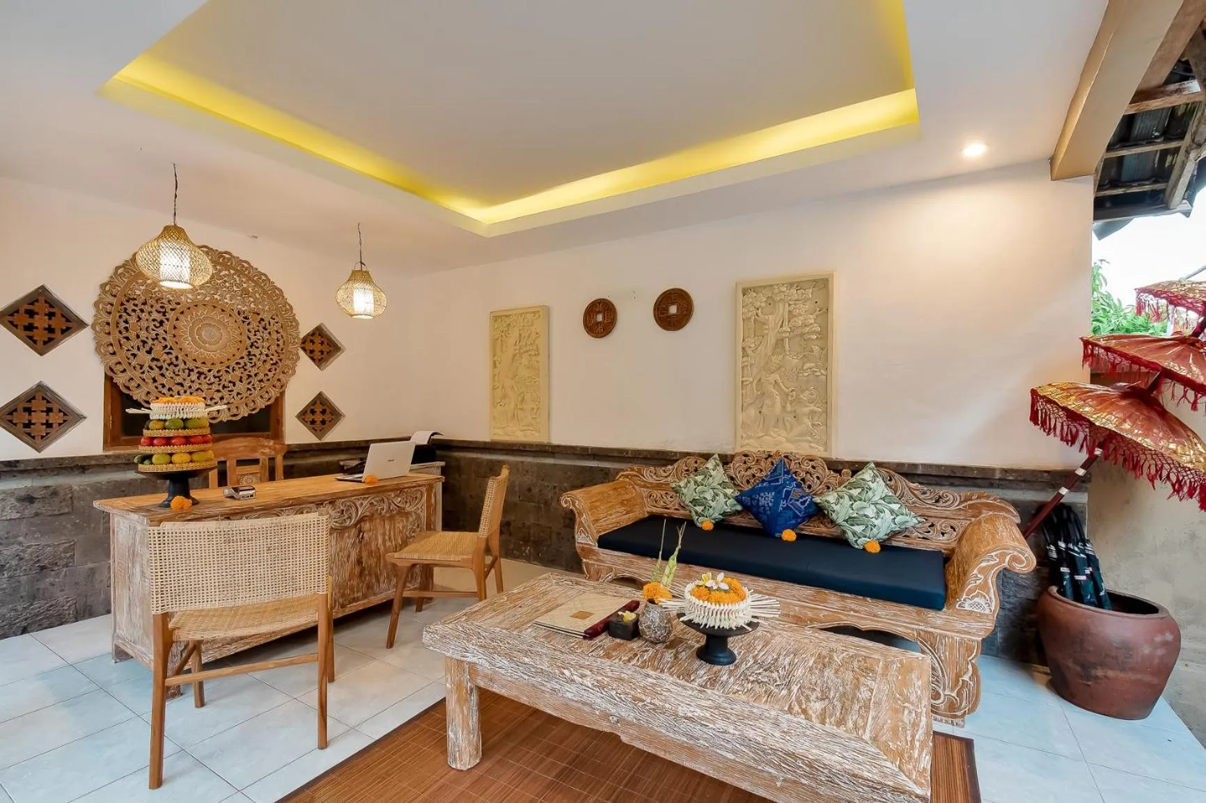 Living room in Santosha Place