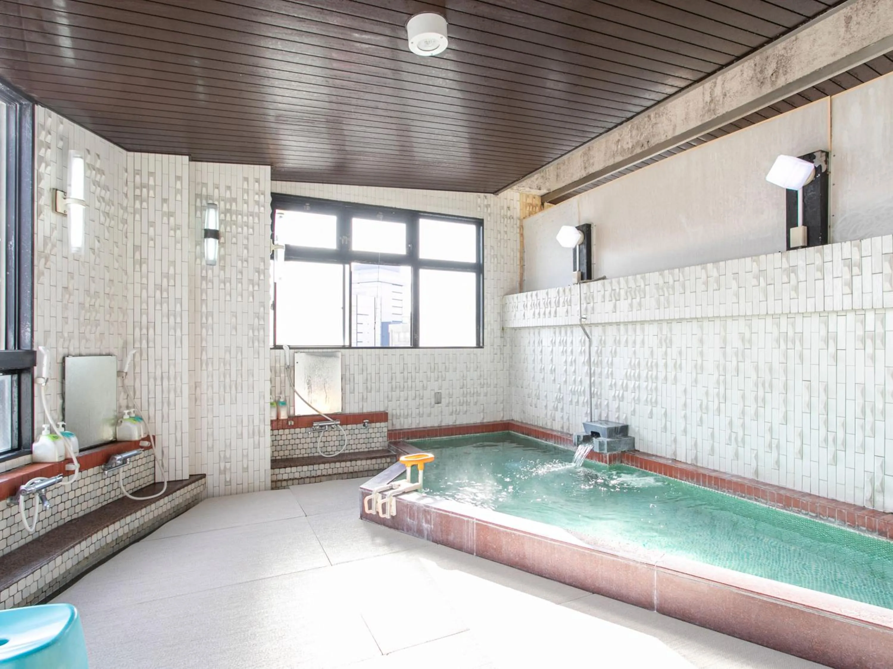 Public Bath in Aqua Garden Hotel Fukumaru