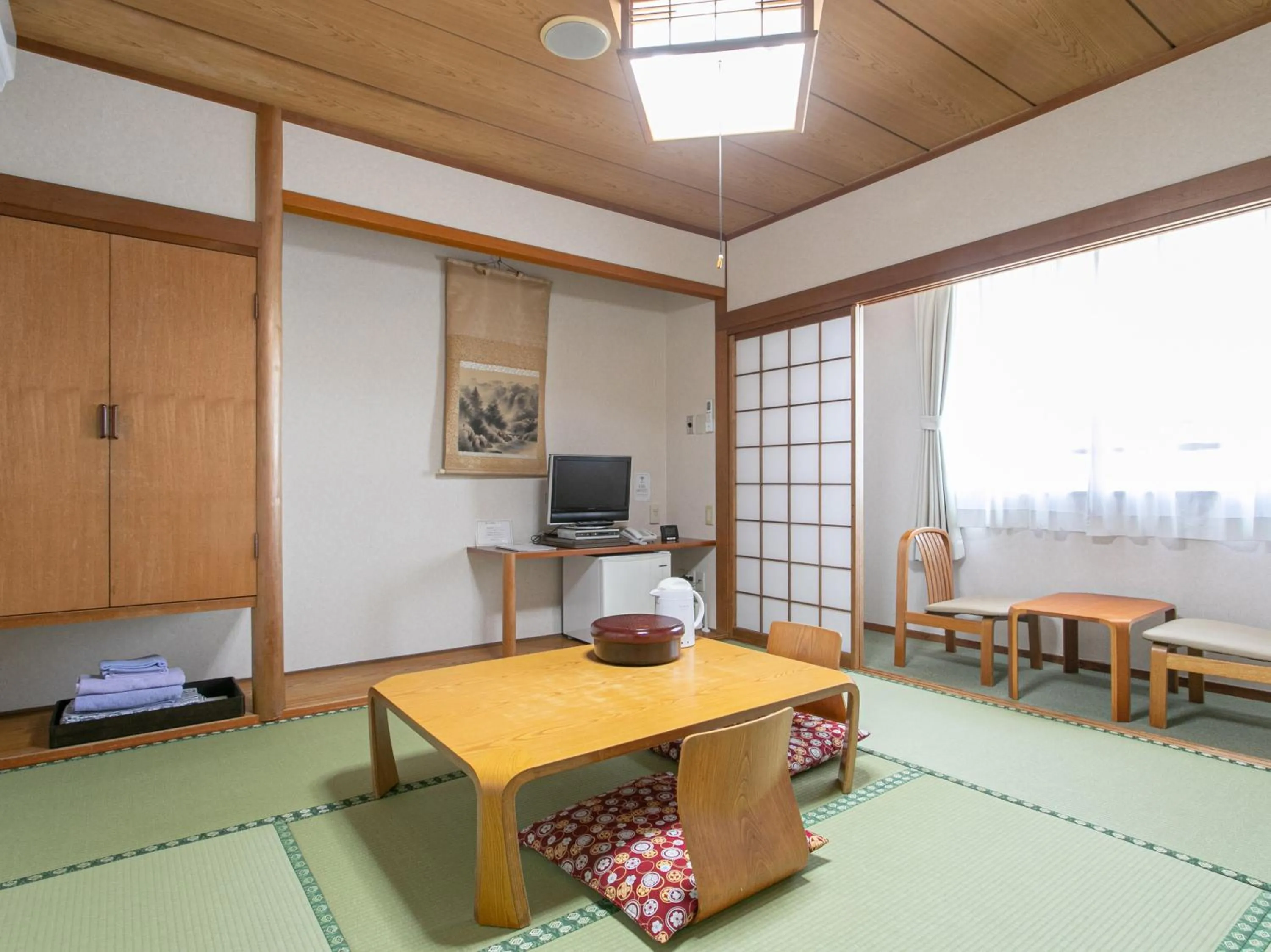 TV and multimedia in Aqua Garden Hotel Fukumaru