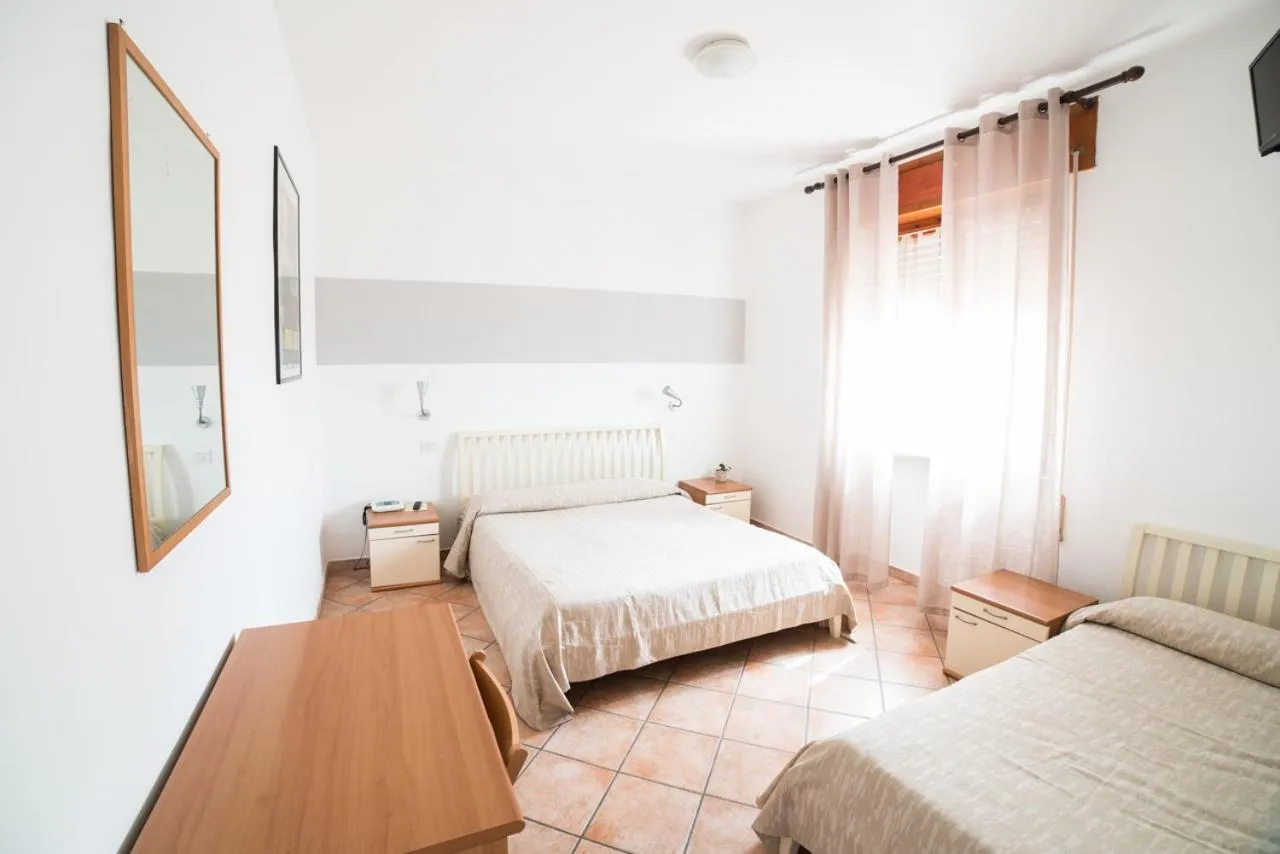 Photo of the whole room, Bed in Hotel da Renato